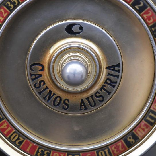 Der Lotterien-Anbieter Sazka des Milliardärs Karel Komarek strebt seit 2015 die Mehrheit an den Casinos Austria an.