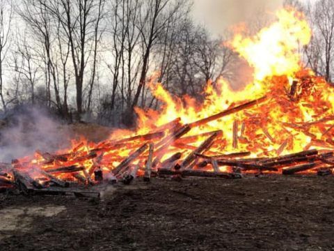 Brand des Funkenturms - der Lauteracher Funken fand trotzdem wie geplant statt