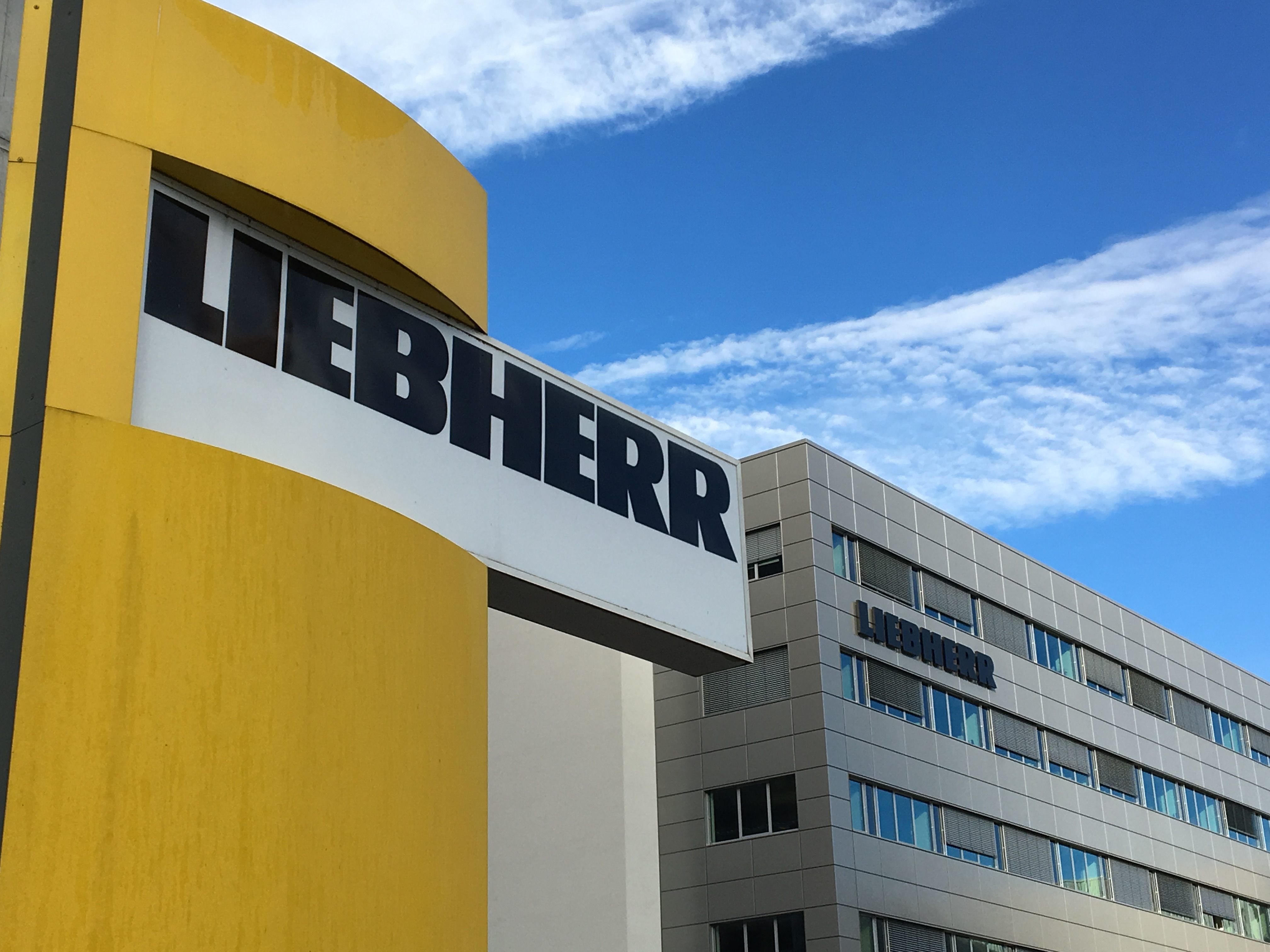 Liebherr meldete Kurzarbeit an und macht eine Betriebsunterbrechung.