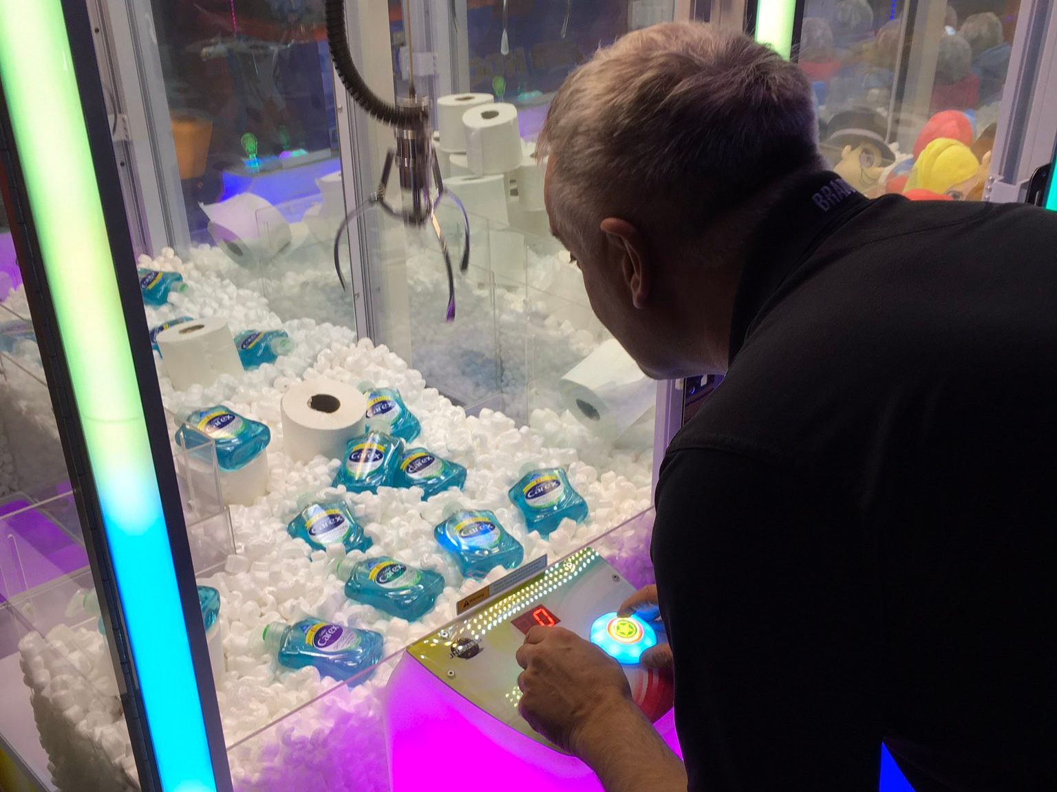 Ein Brite erlaubt sich wegen Hamsterkäufen einen Spaß.