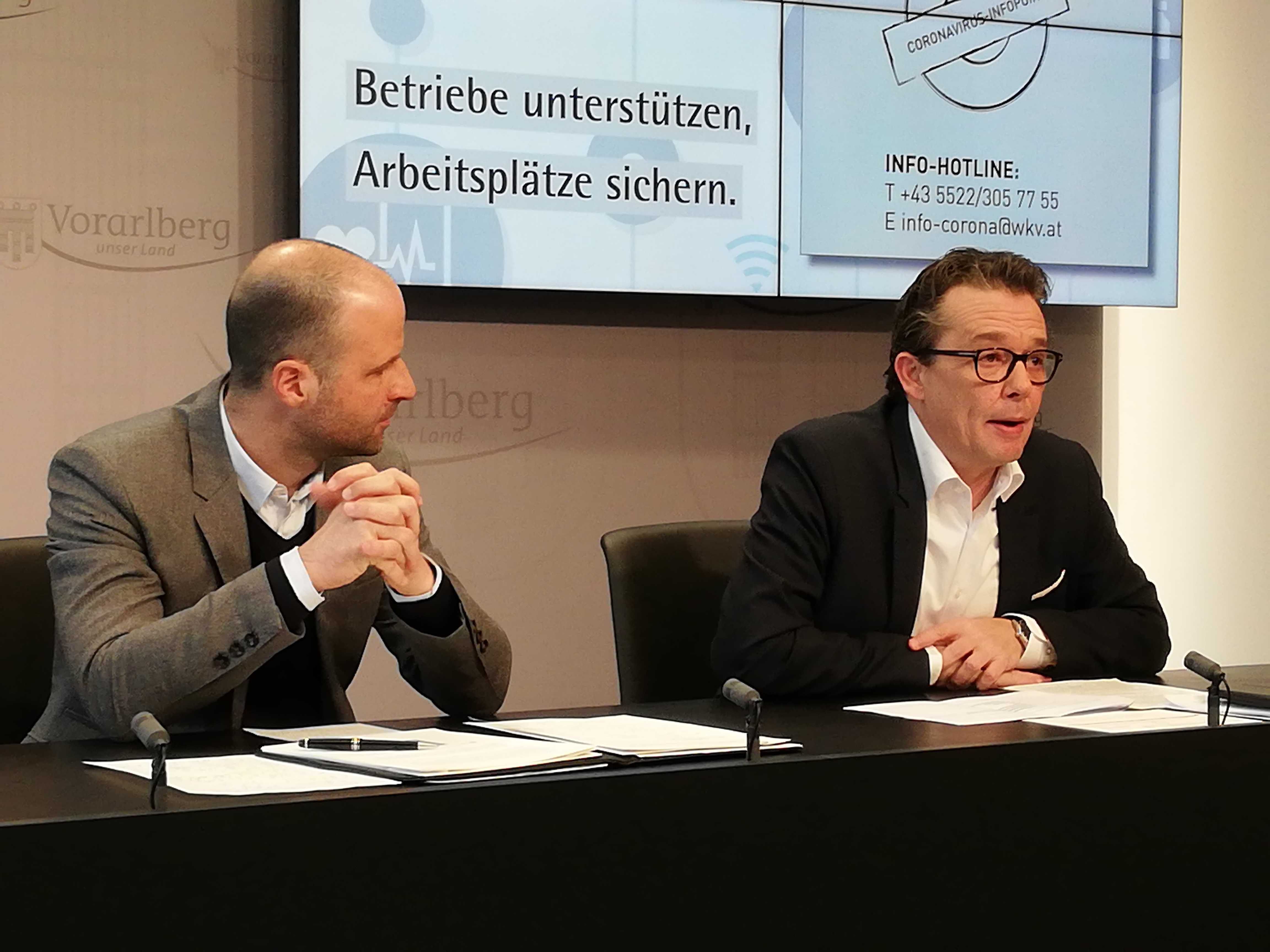 Pressekonferenz mit Marco Tittler und Hans Peter Metzler
