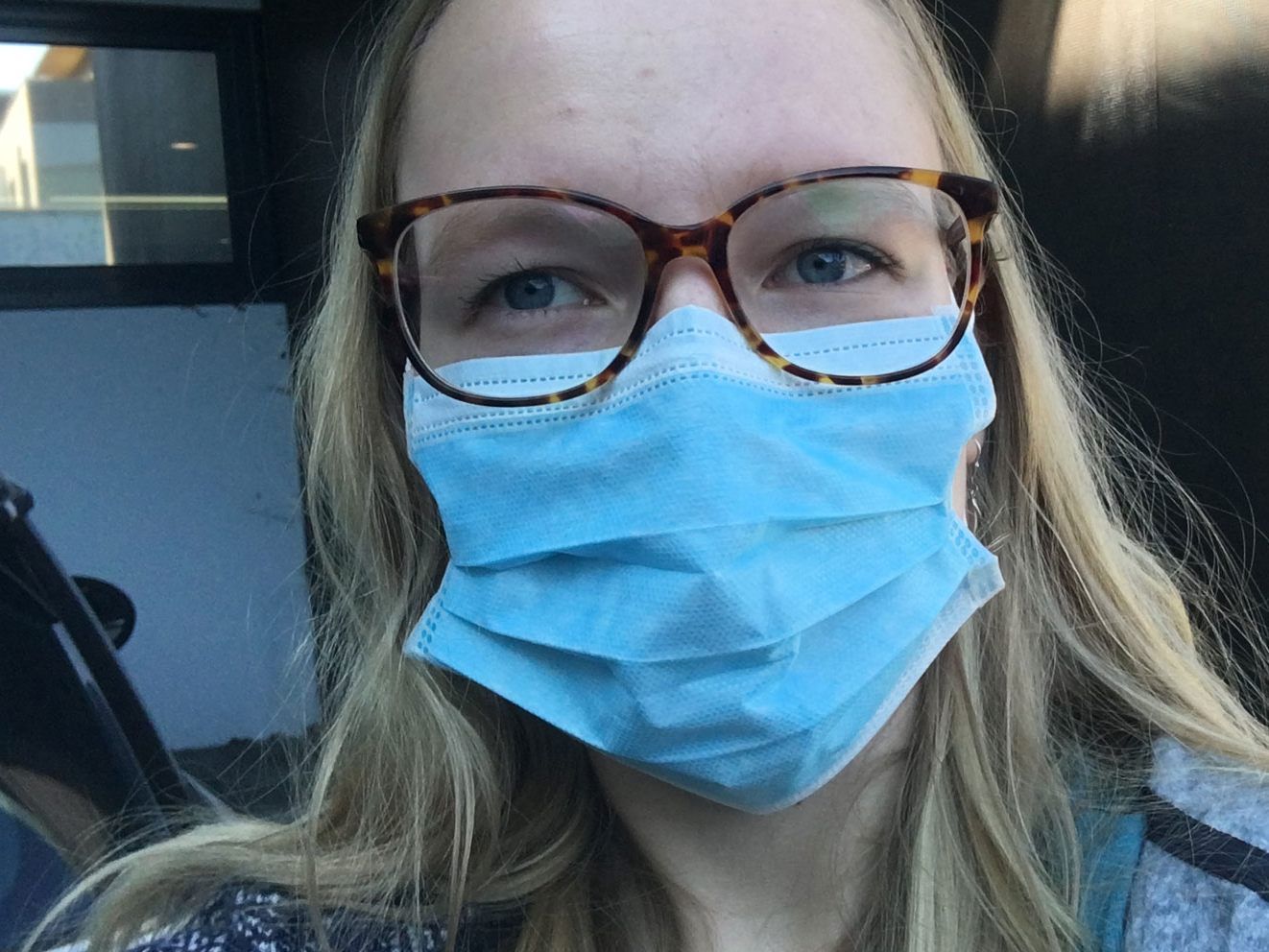 Eine große Lieferung an Mund-Nasen-Masken ist aus China eingetroffen.