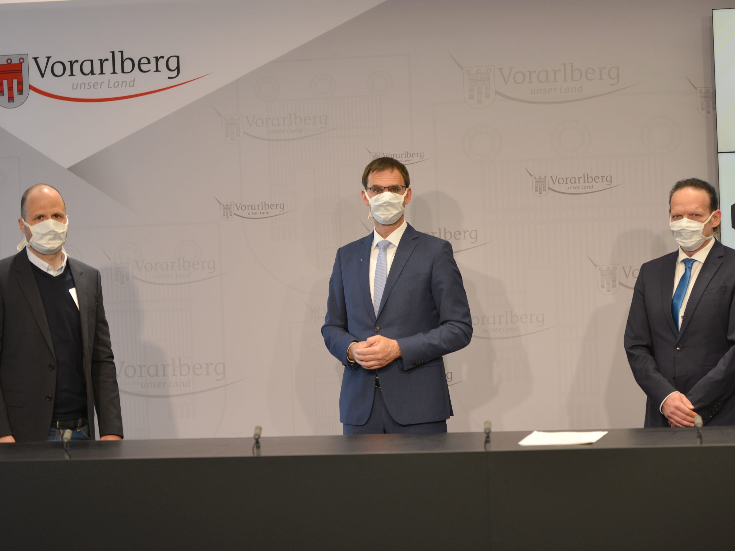 LR Tittler, LH Wallner und Günter Grabher.