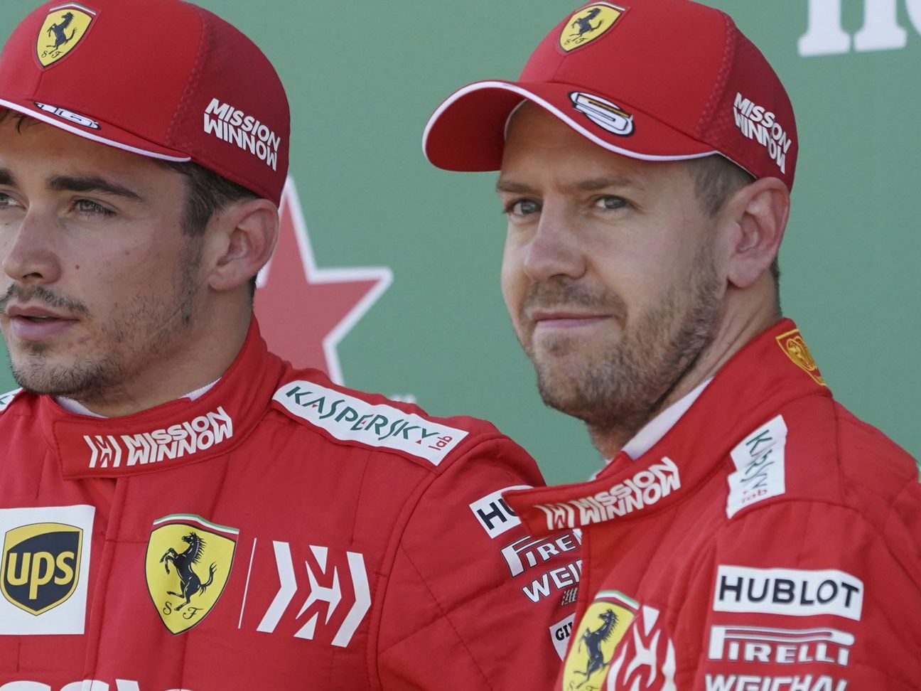 2021 keine Teamrivalen bei Ferrari mehr? Charles Leclerc (l.) und Sebastian Vettel.