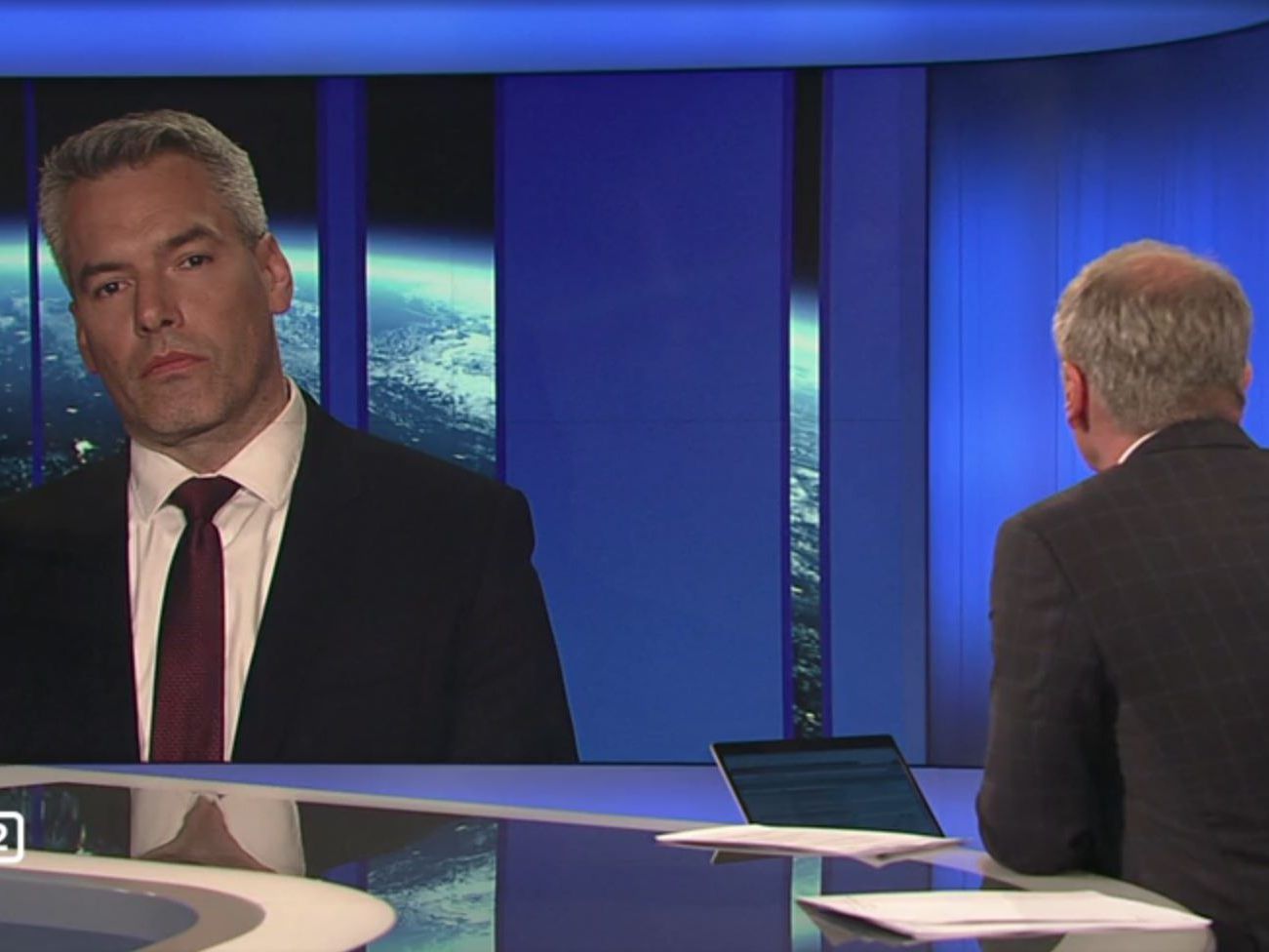 Innenminister Nehammer im Interview.