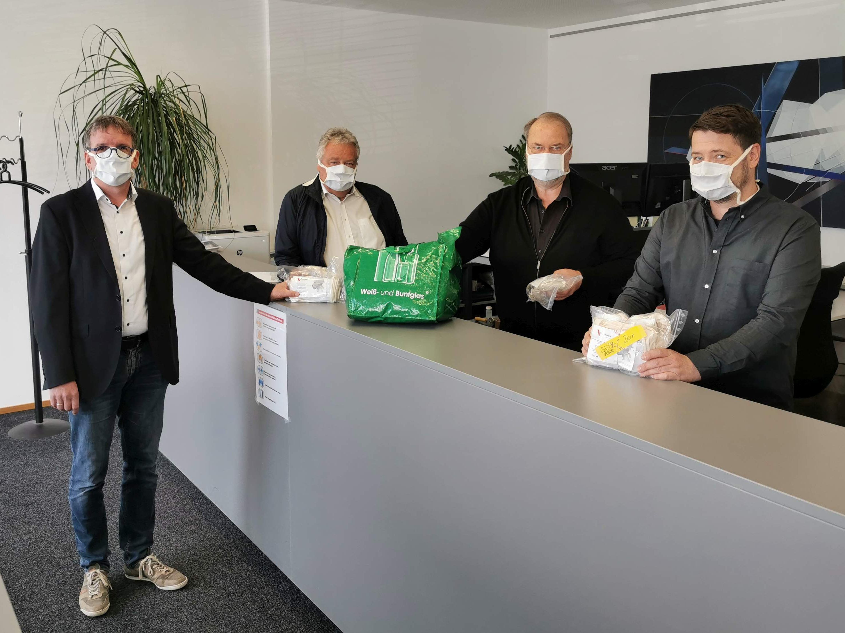 Am Donnerstag wurden die beim ÖBS bestellten Masken an die Regios zur weiteren Verteilung übergeben.