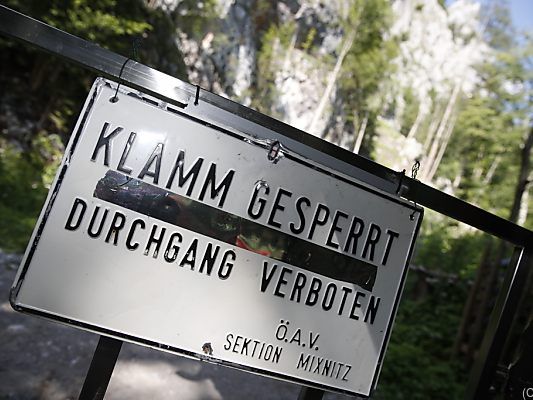 Rettungskräfte bargen am Freitag drittes Todesopfer