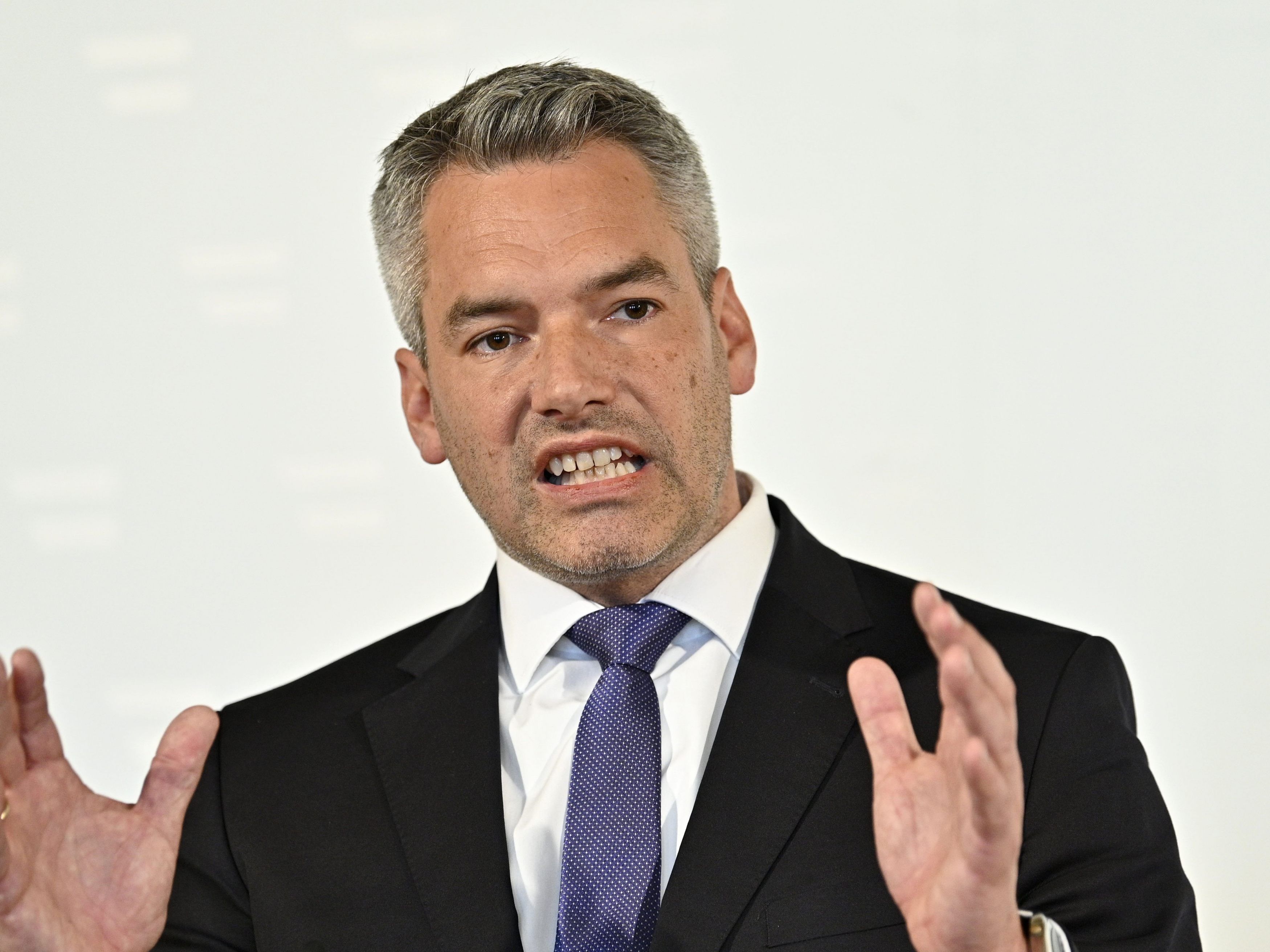 Nehammer berichtete von Anhaltspunkten für eine Involvierung des türkischen Geheimdienstes.