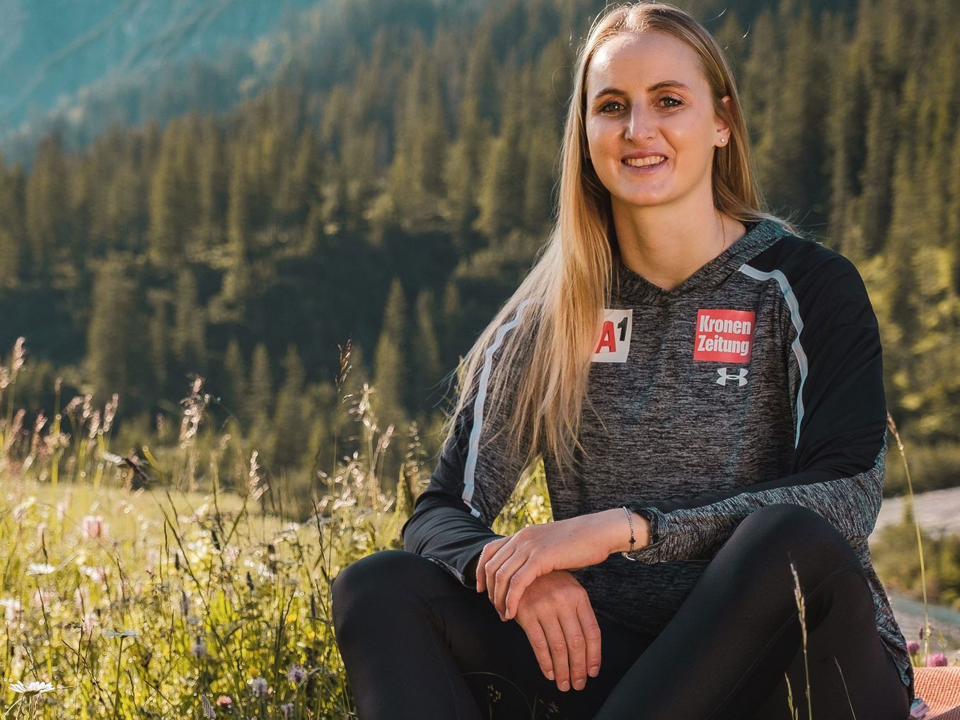 Nina Ortlieb spricht gemeinsam mit ihrem Vater Patrick in den "Bergwelten" über Freiheit aus Sicht eines Spitzensportlers.