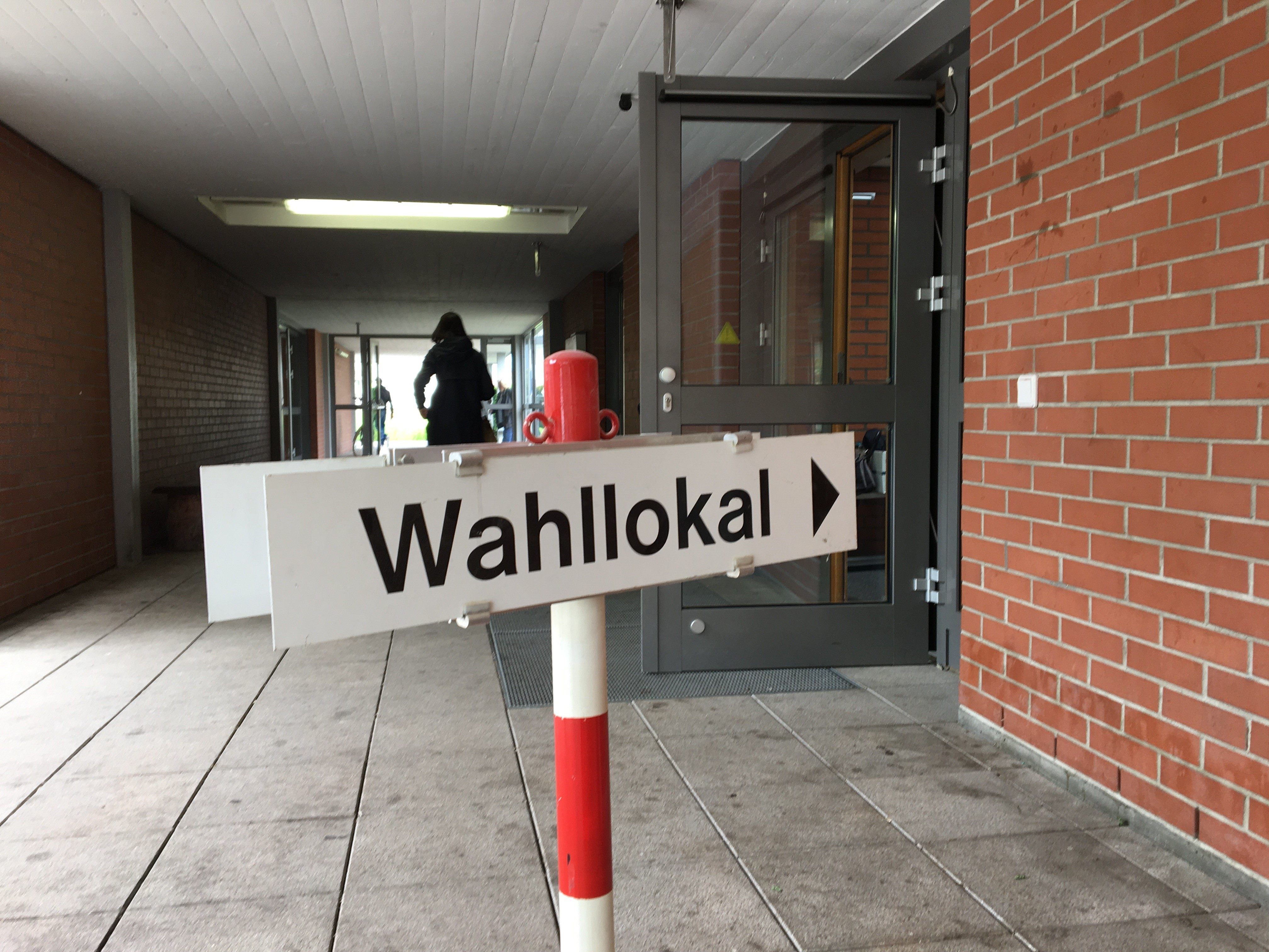 Auch bei den Gemeinderatswahlen muss eine Maske bei der Stimmabgabe getragen werden.