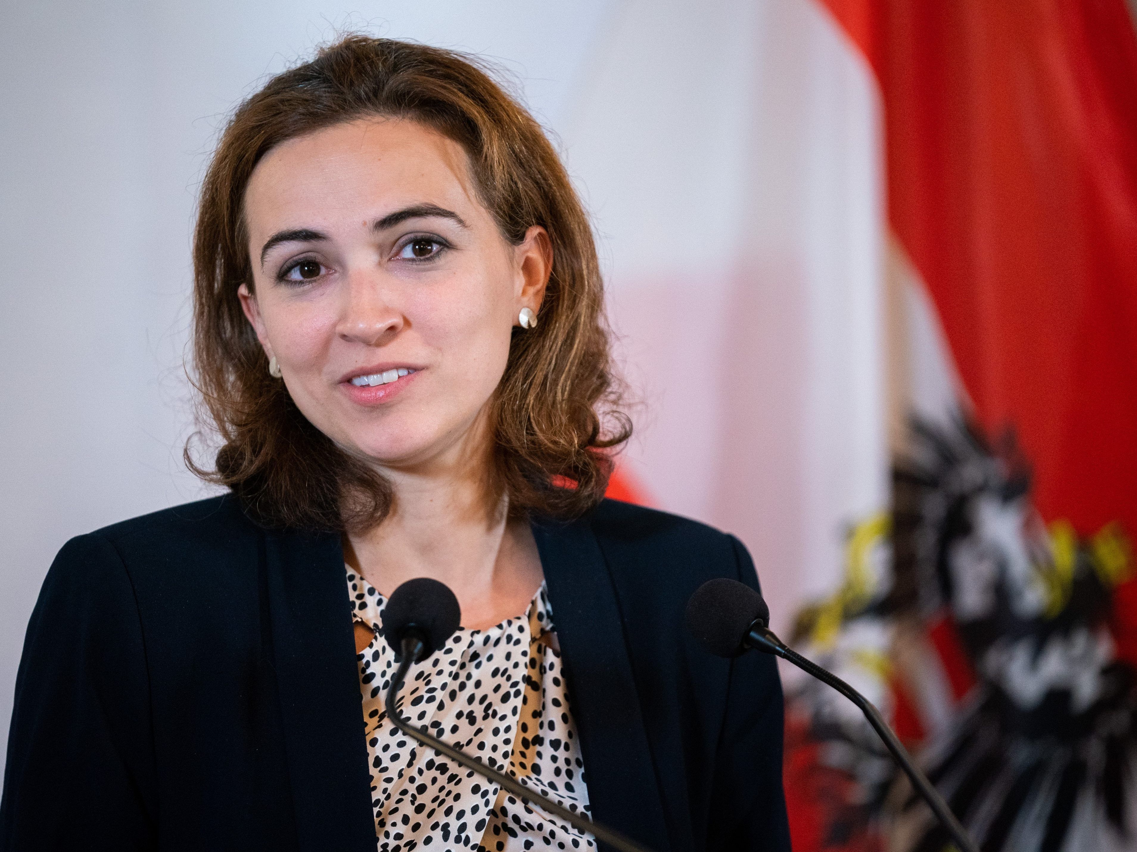 Alma Zadic und ihr Mann erwarten im Jänner ein Kind.