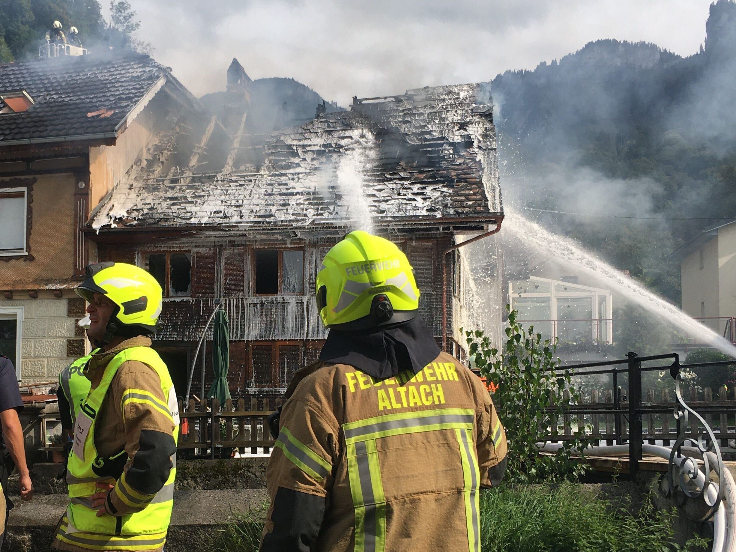 Die Feuerwehr brachte den Brand rasch unter Kontrolle.