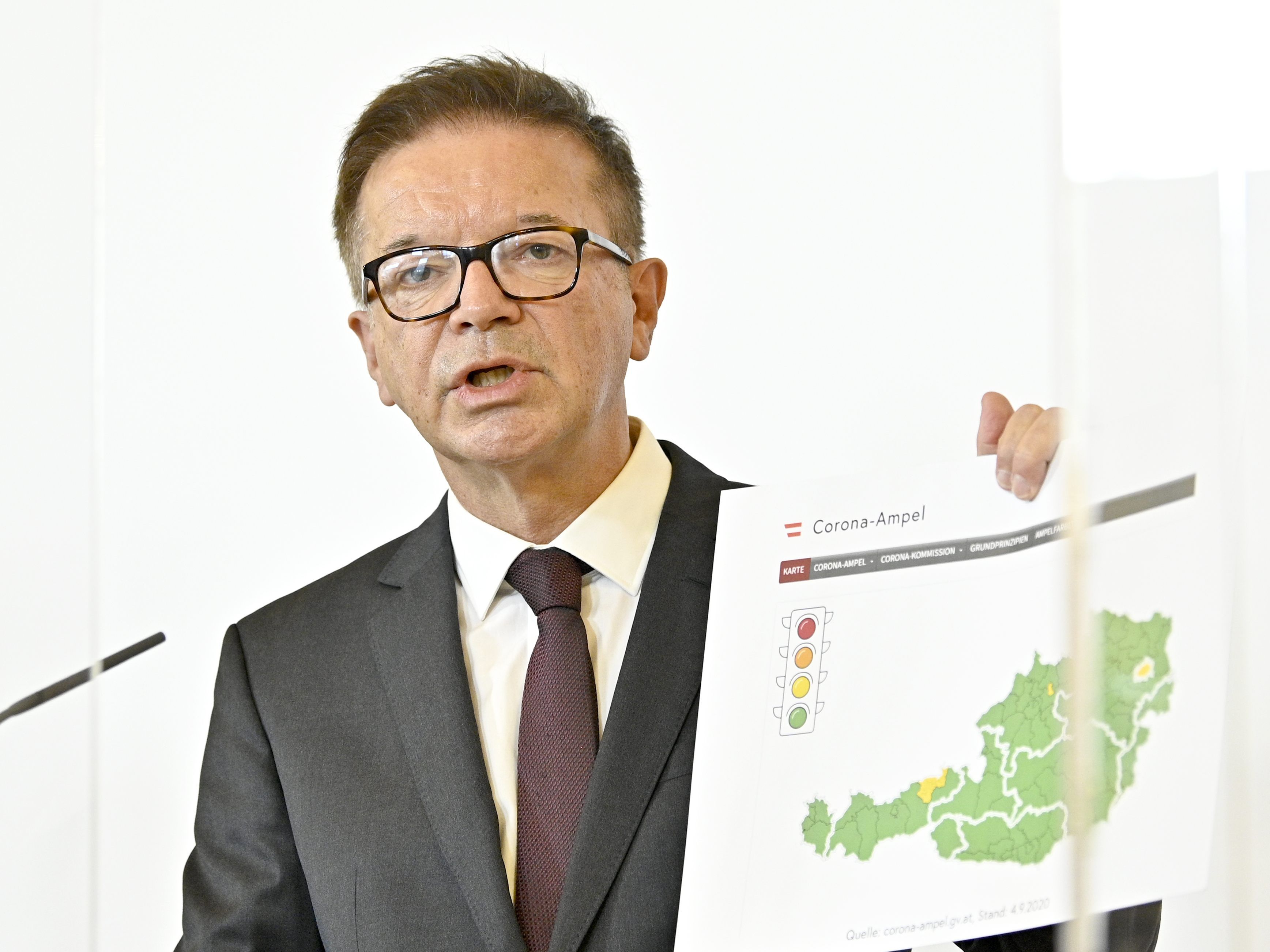 Gesundheitsminister Anschober erläuterte die Bedeutung der Corona-Ampelphasen.