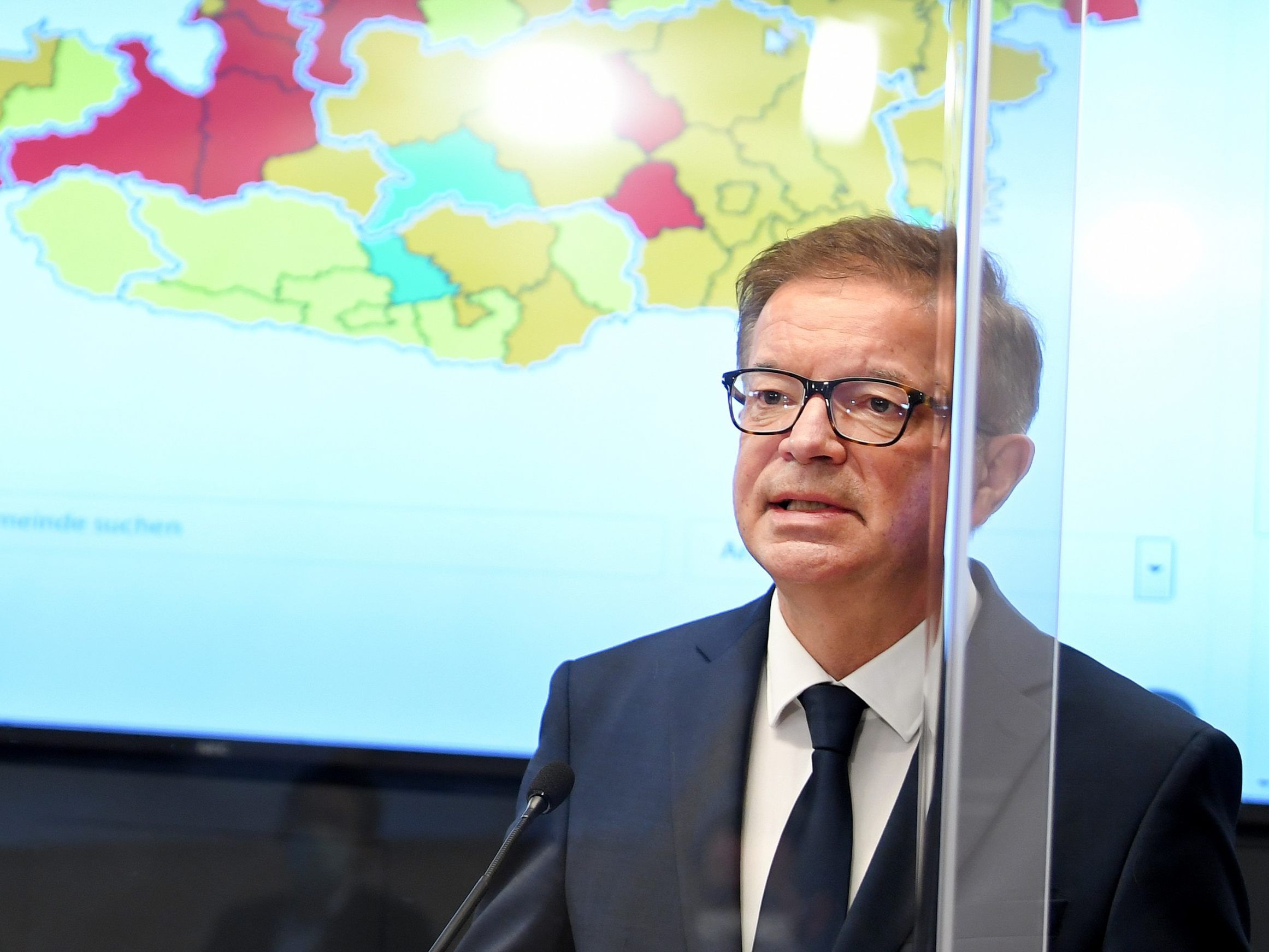Am Abend wird die neue Corona-Ampel verkündet - fast ganz Österreich dürfte Rot sein