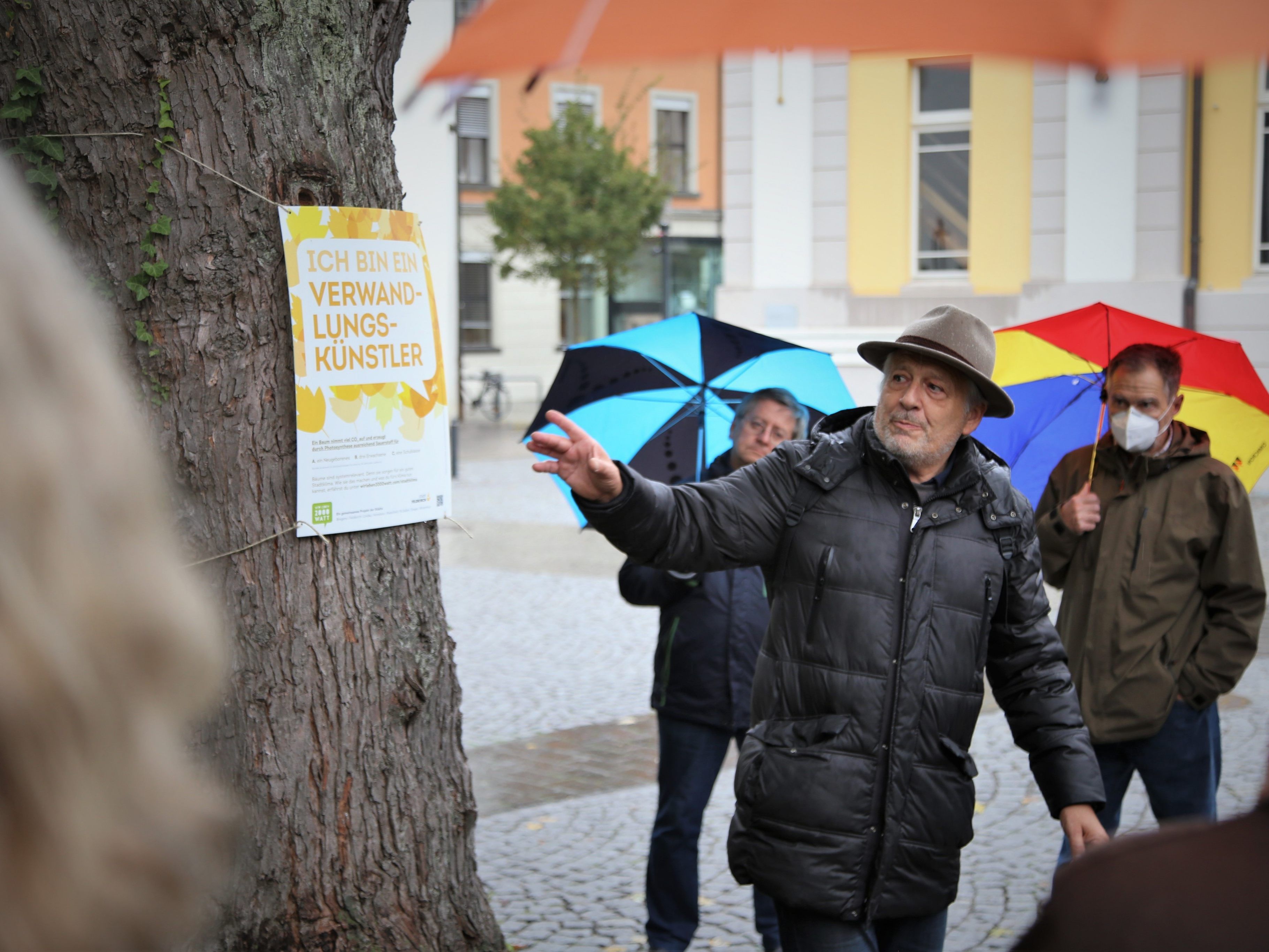 Conrad Amber erklärte den Teilnehmern alles rund um die Begrünung einer Stadt.