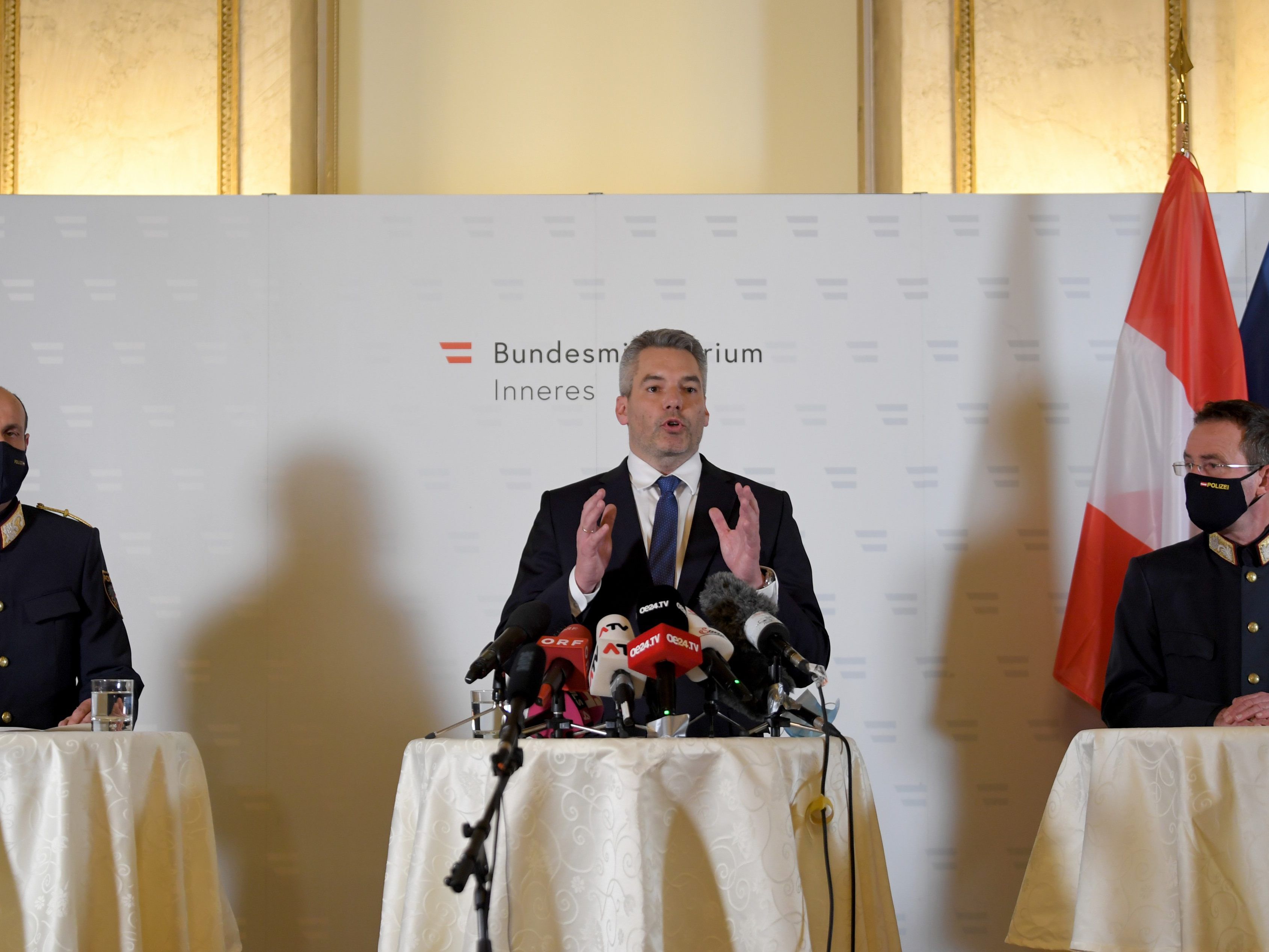 Wiener Innenstadt nach Anschlag zu "roter Zone" erklärt.