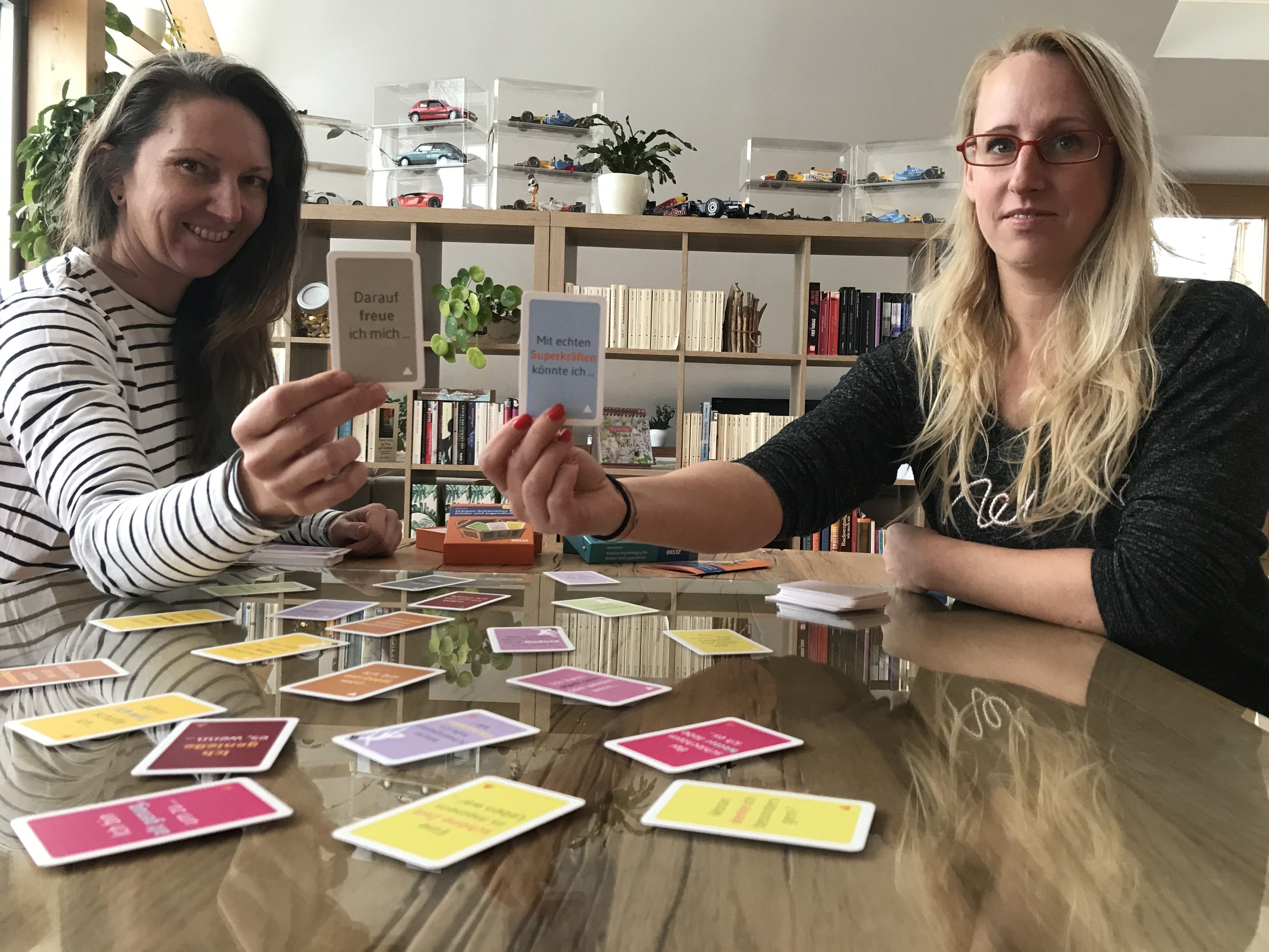 Vanessa und Nadine über die Sorgen und Ängste junger Menschen während der Corona-Pandemie.