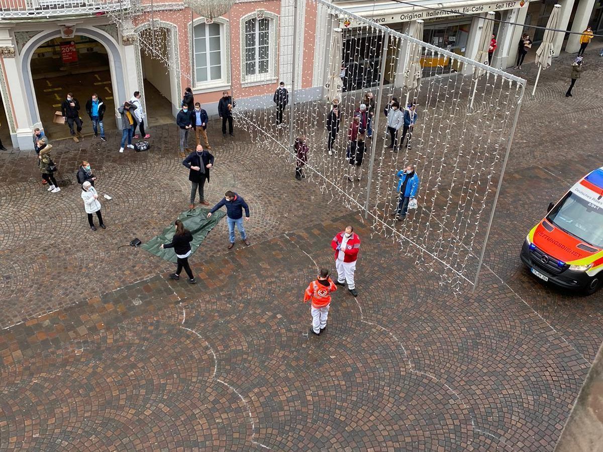Menschen sollen Innenstadt meiden.