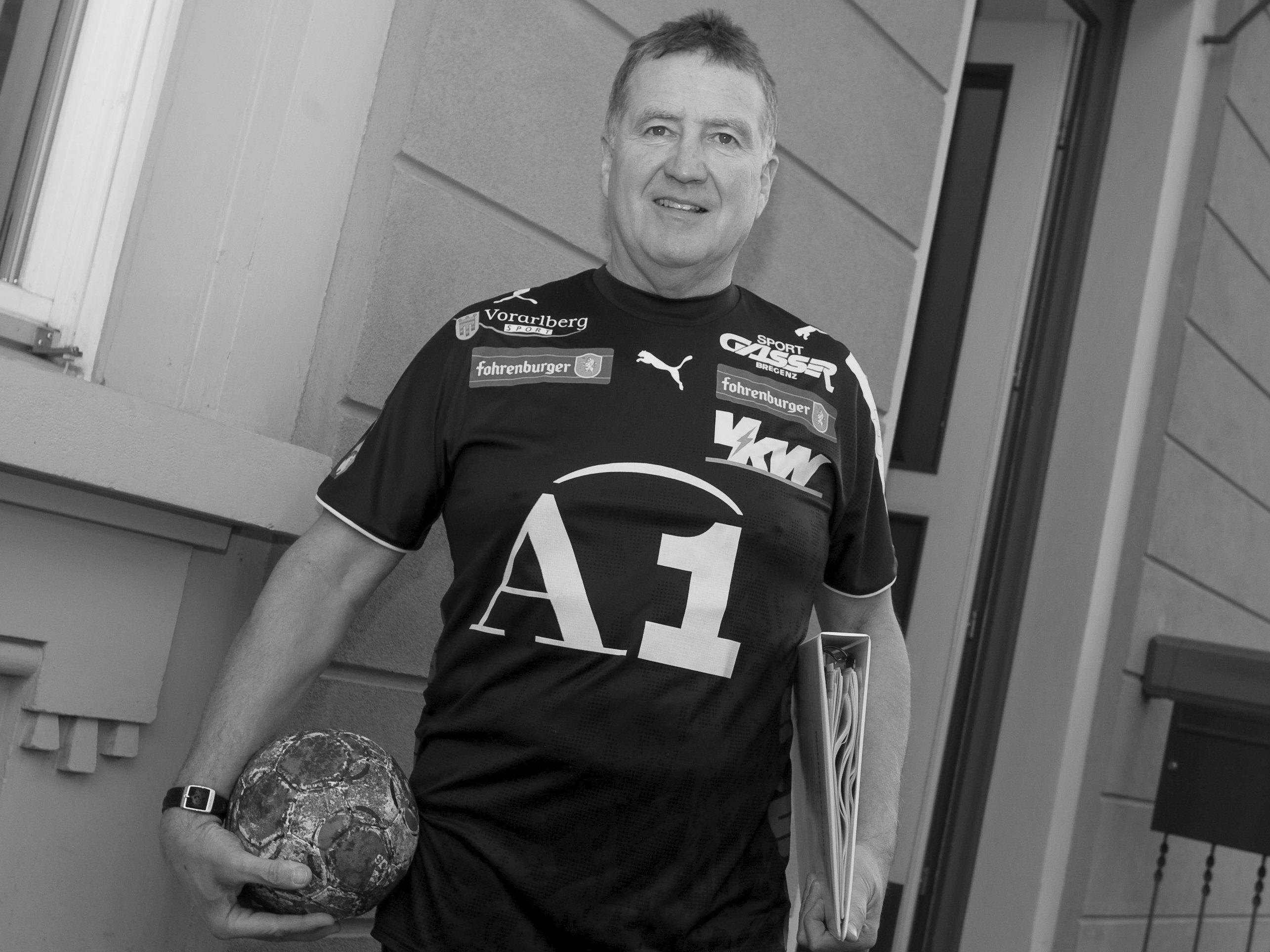 Bregenz Handball-Legende Helmut "Bömsl" Amann verstarb gestern im Alter von 71 Jahren.