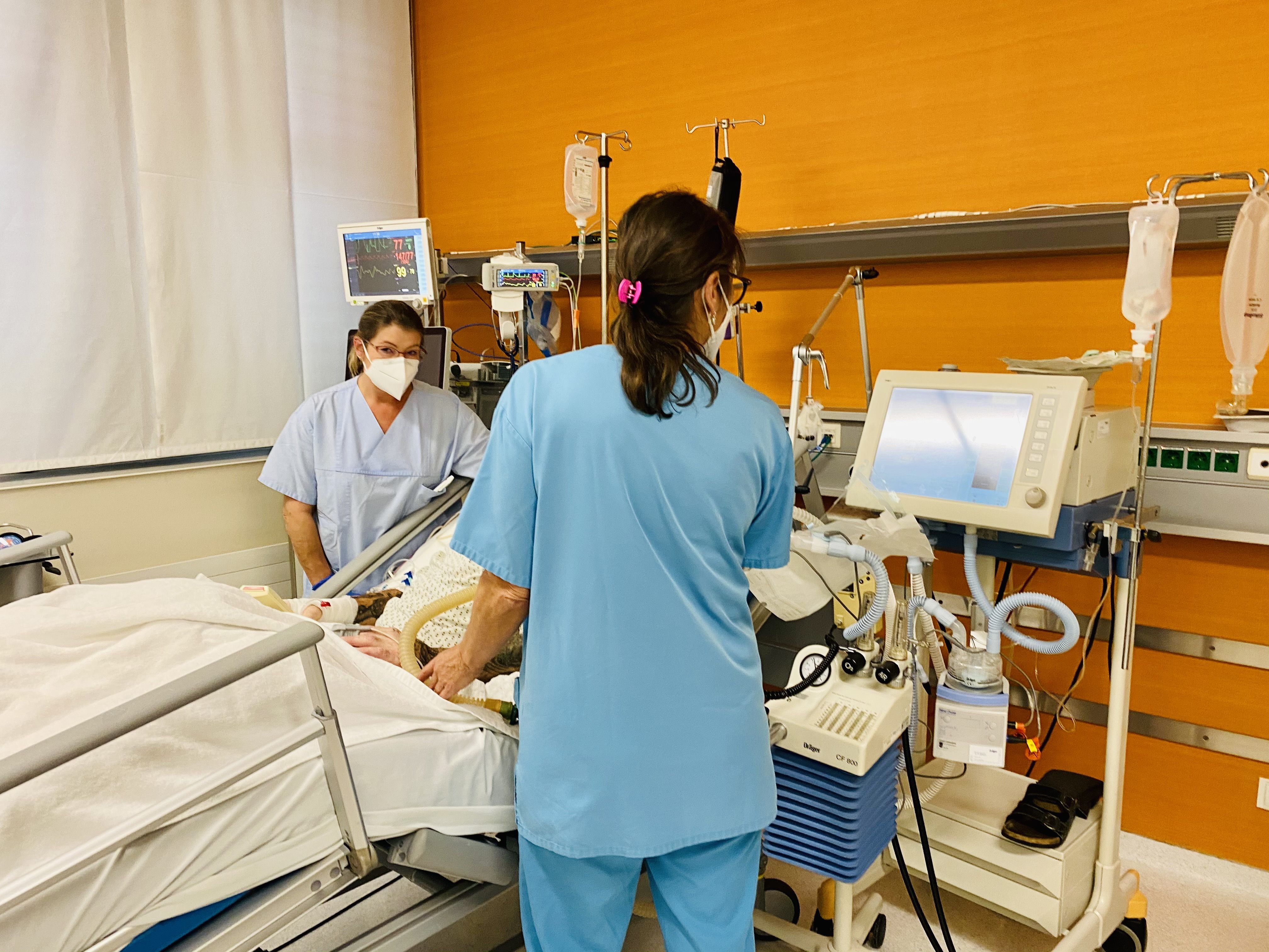 Die Zahl der Corona-Patienten in den Spitälern ist rückläufig