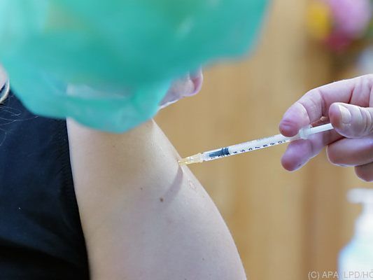 Bis Dienstag wurden 8.360 Impfdosen ausgeliefert