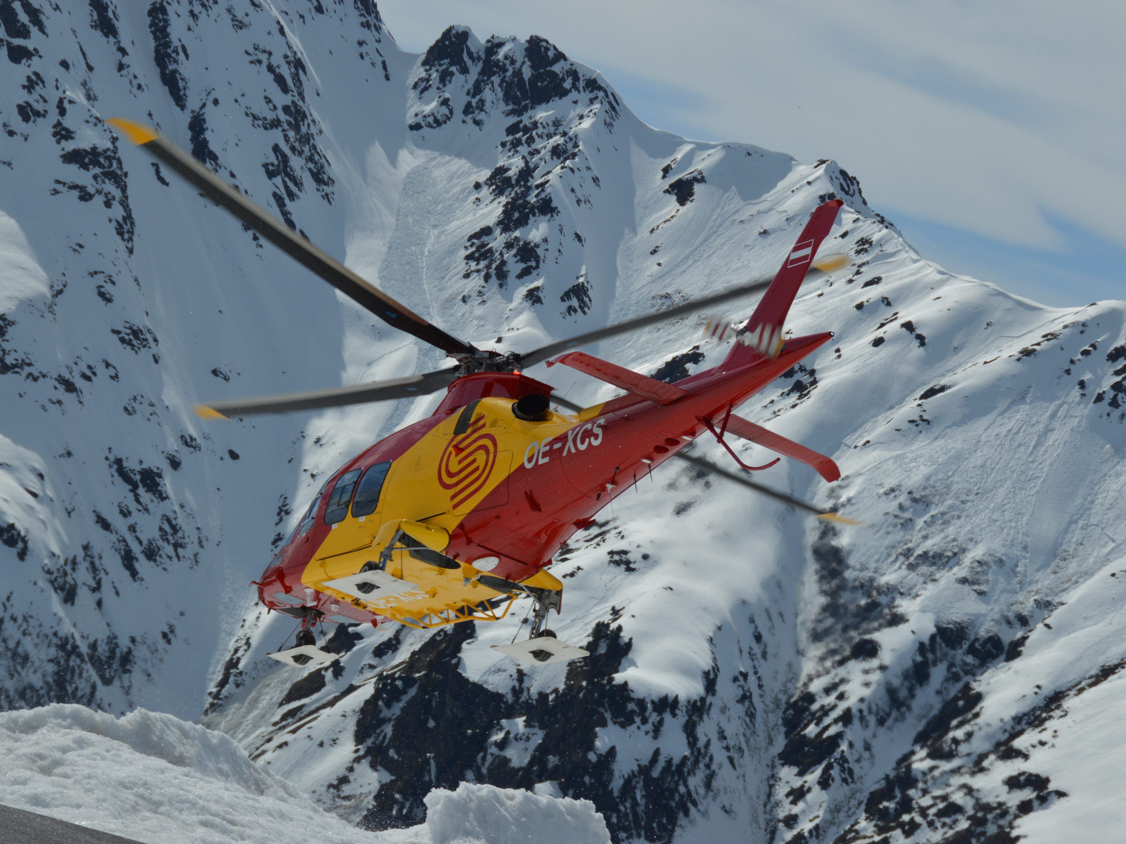 des Rettungshubschrauber Robin 1