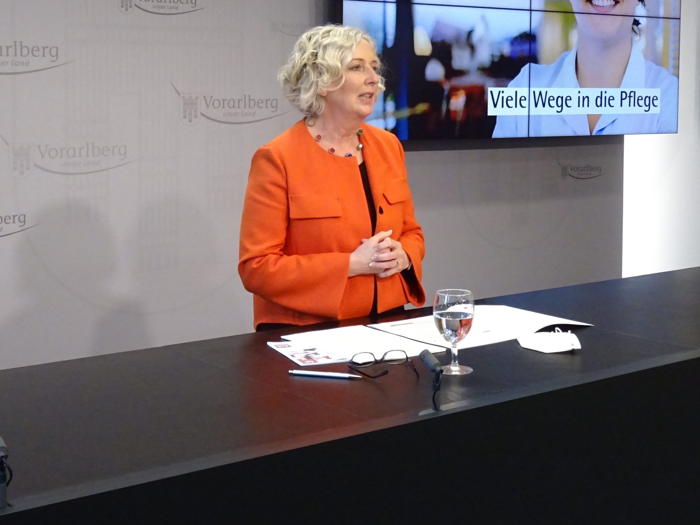 Soziallandesrätin Katharina Wiesflecker bei der heutigen Pressekonferenz.
