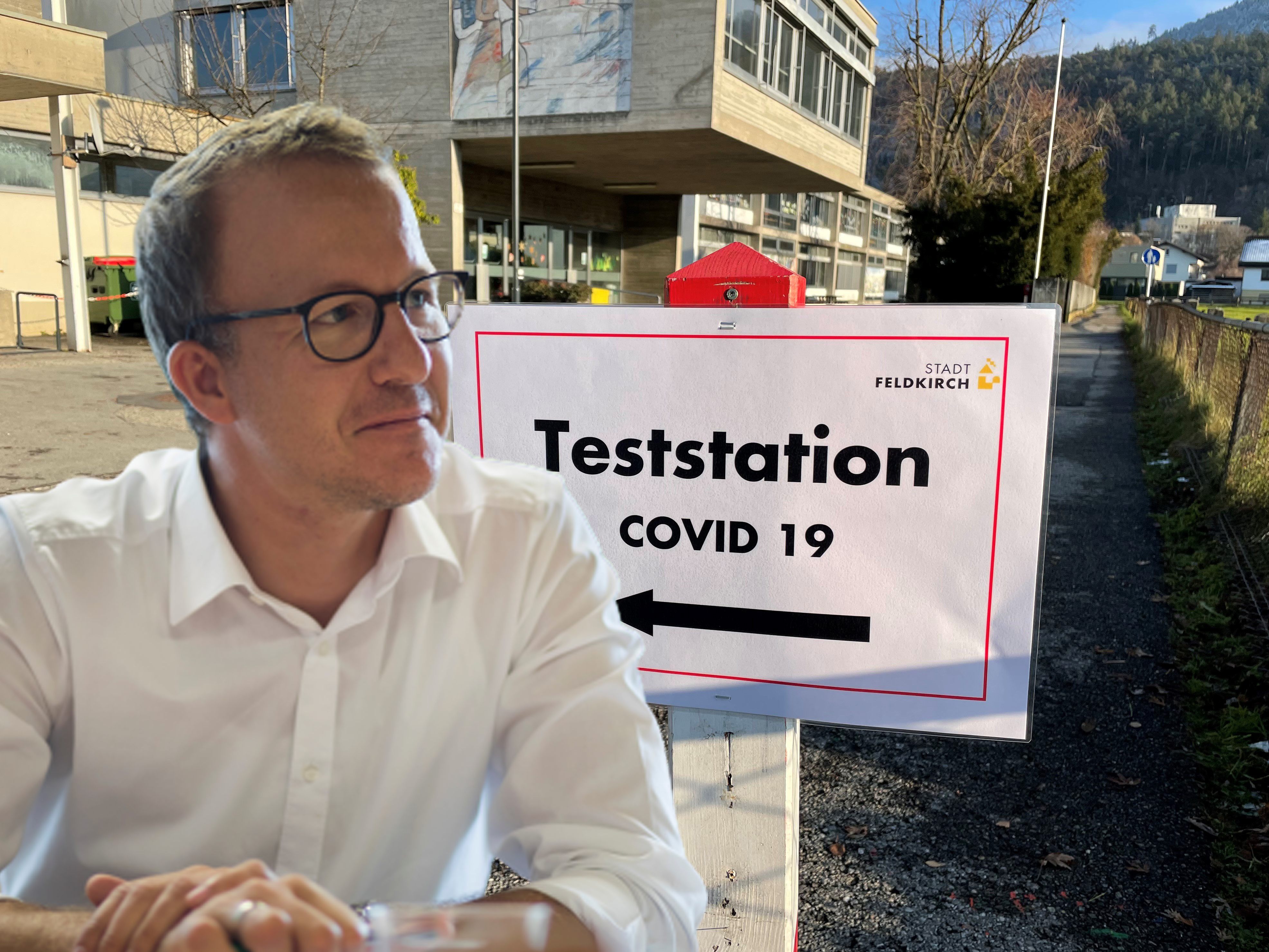Ab morgen nimmt der Testbus seine Fahrt auf, informiert LR Christian Gantner.