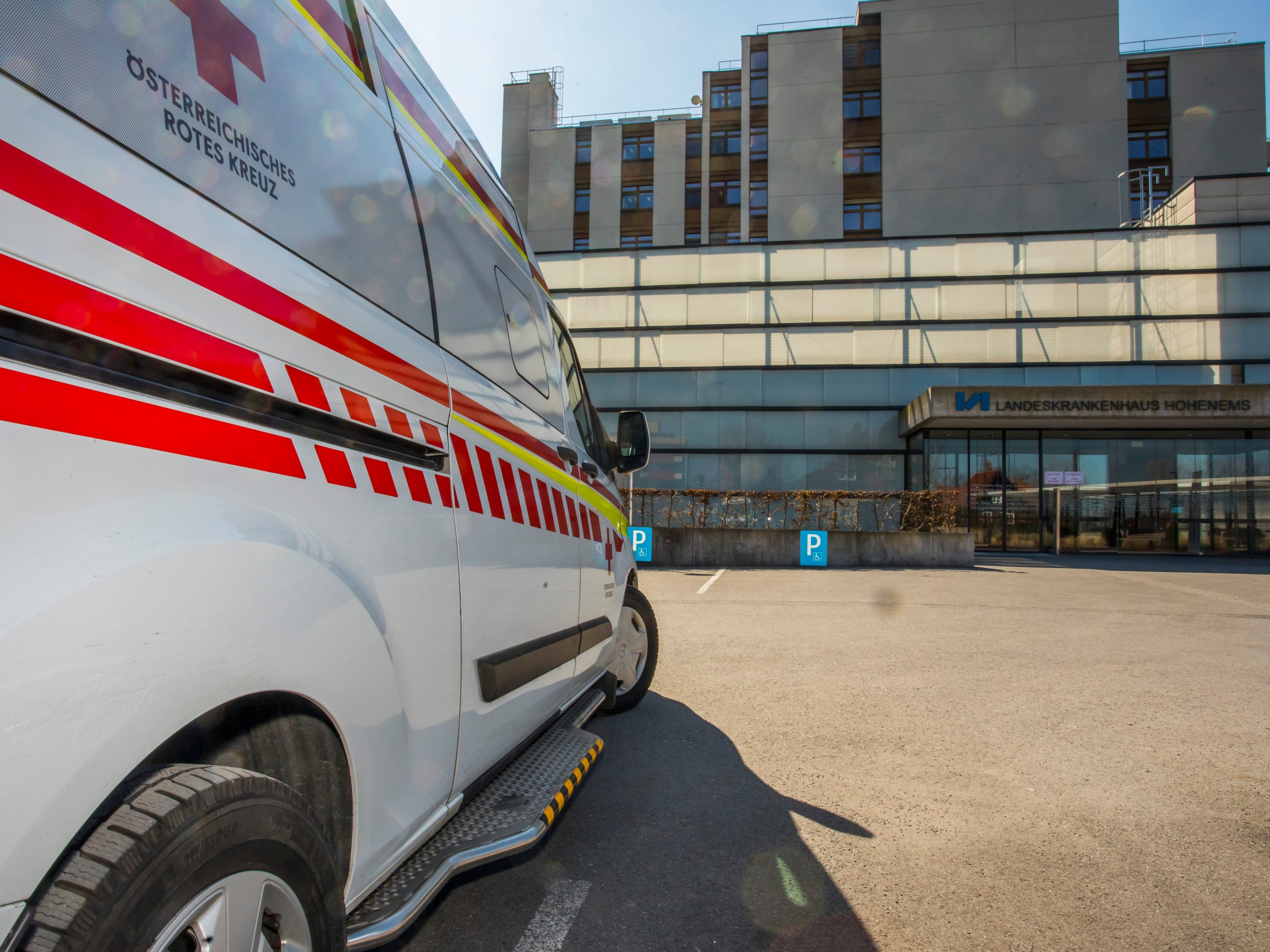 Das Mädchen wurde ins LKH Feldkirch eingeliefert.