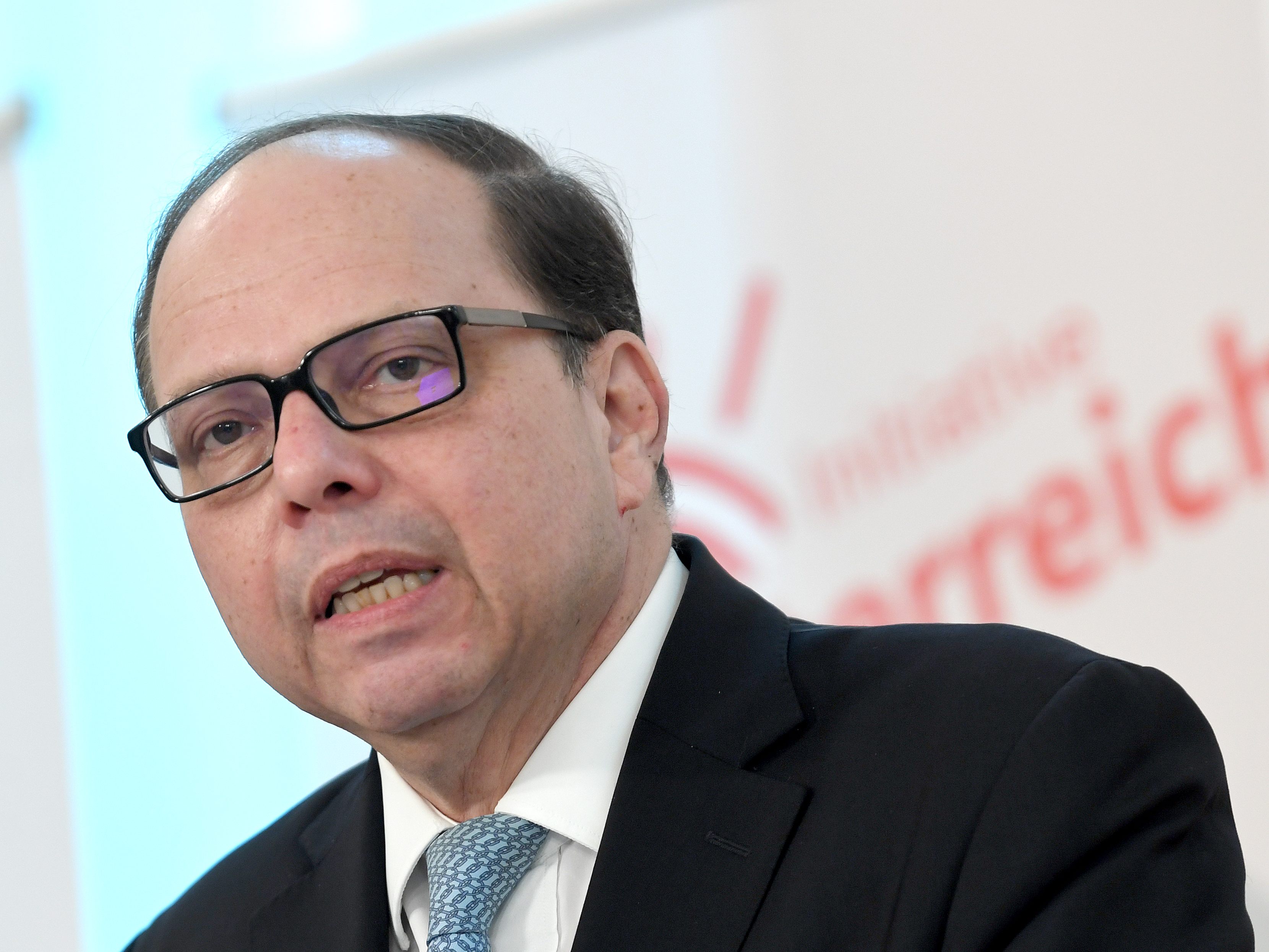 Ärztekammer-Präsident Thomas Szekeres sprach sich aber für genaue Untersuchungen der Vorfälle aus.