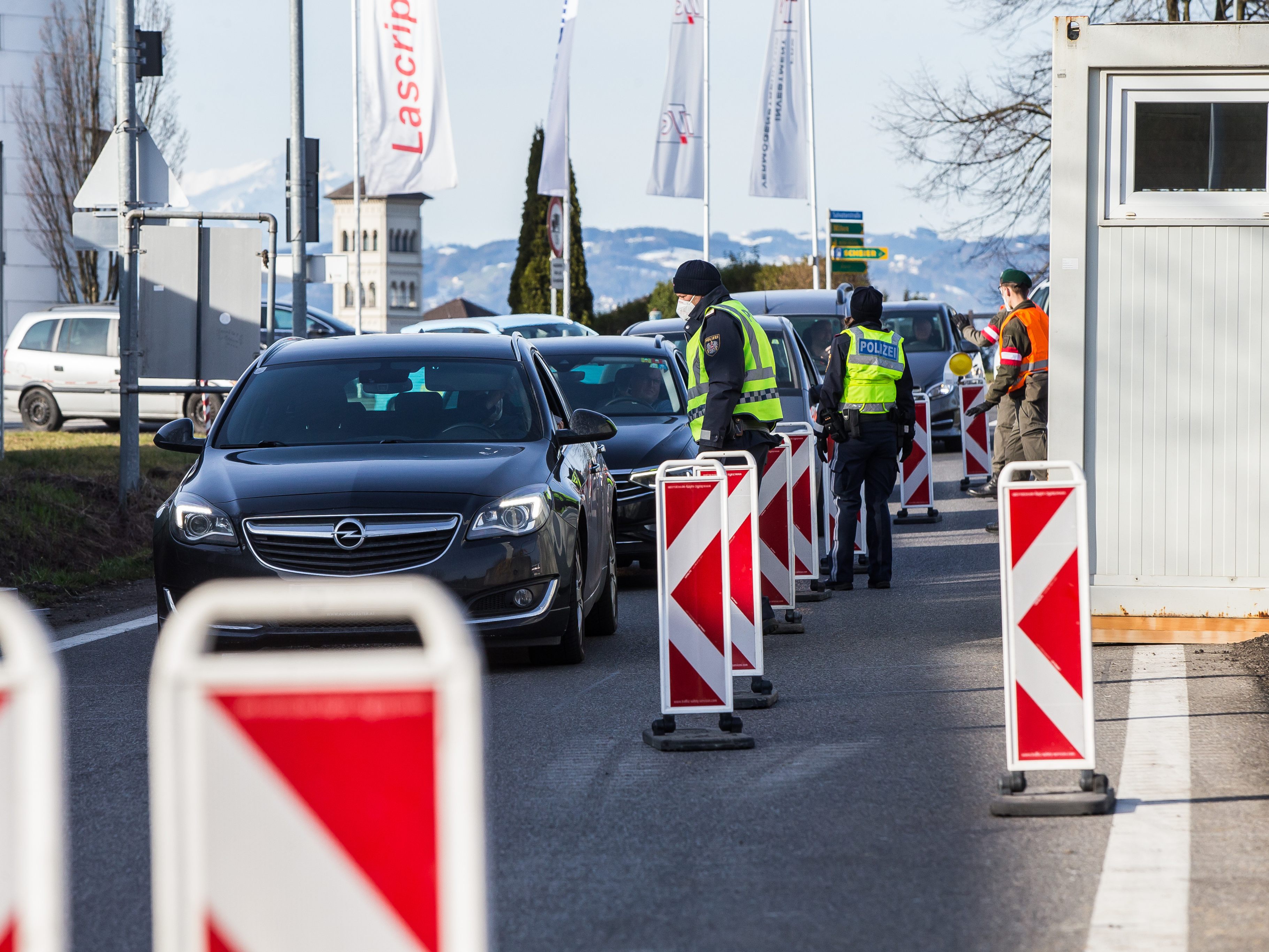 Strenge Ausreisekontrollen in Lochau