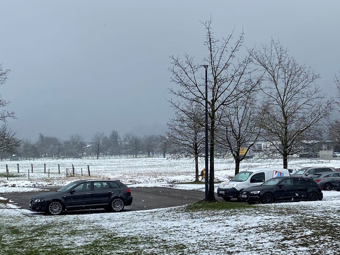 Leichter Schneefall am Donnerstagvormittag in Schwarzach.