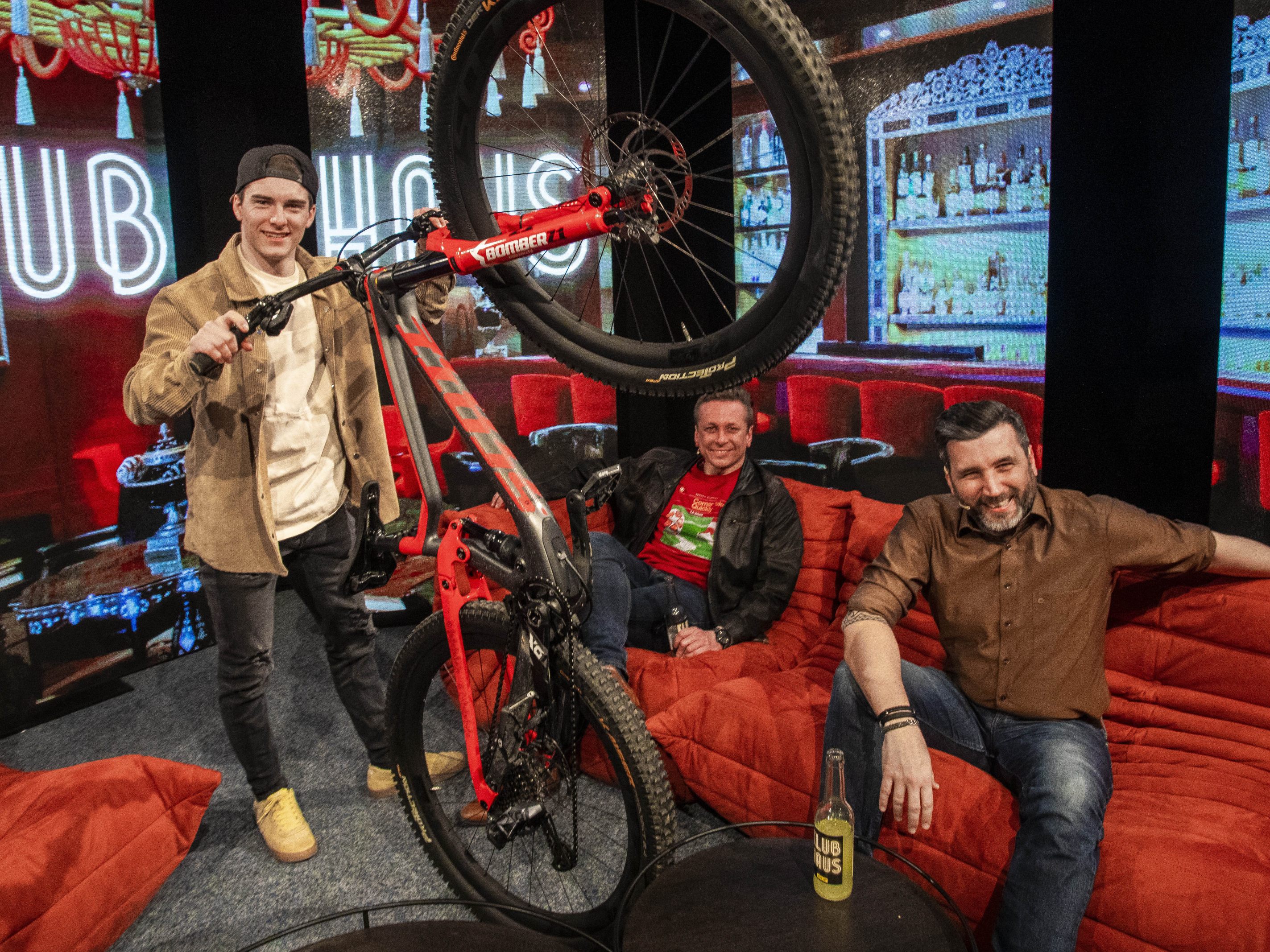Elias Schwärzler zu Gast im Klubhaus: Mitmachen und Bike-Gutschein im Wert von 3000 Euro gewinnen!
