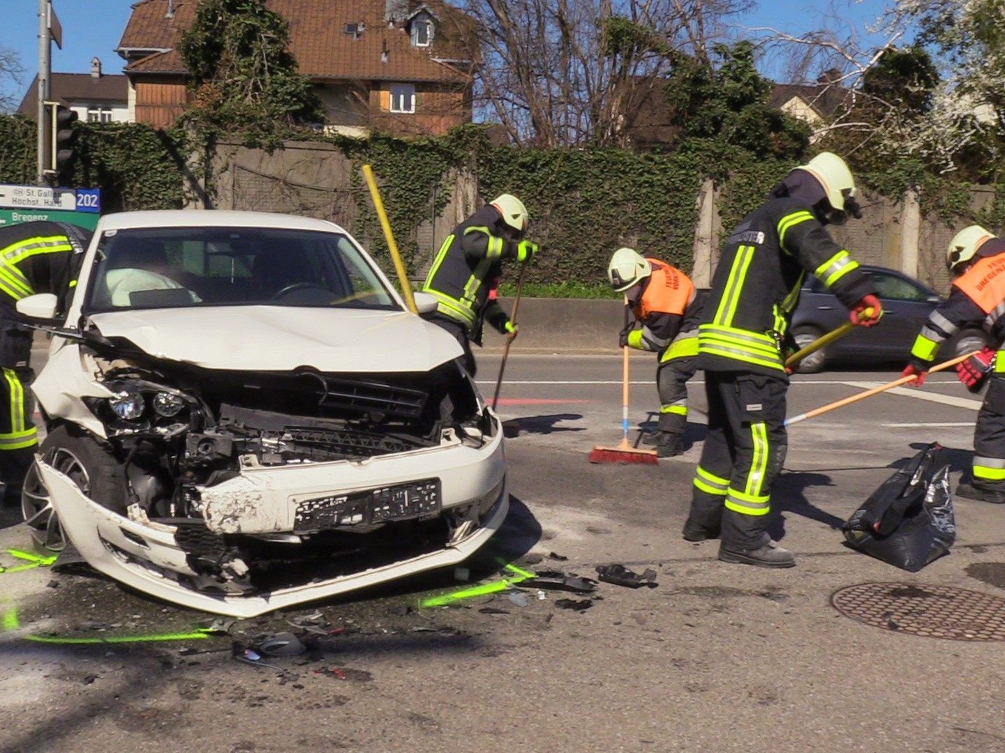 Am Sonntagmittag kam es zu einem Frontalcrash vor dem Bregenzer Citytunnel.