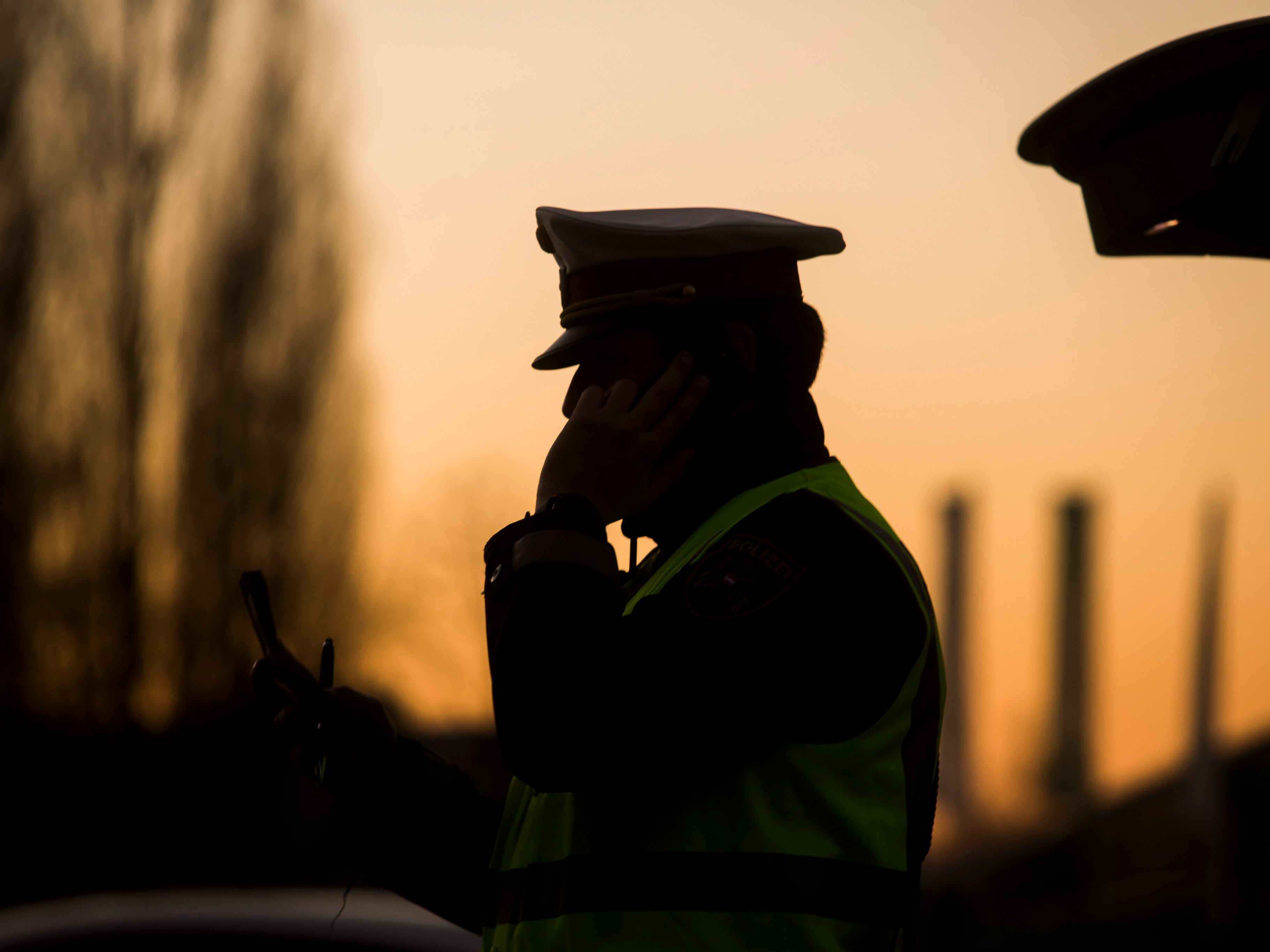 Die Polizei bittet um Hinweise aus der Bevölkerung.