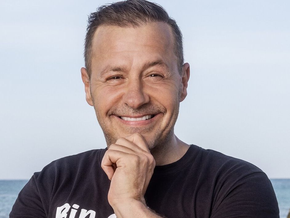 Herren hatte schon öfters Probleme mit Alkohol und Drogen.