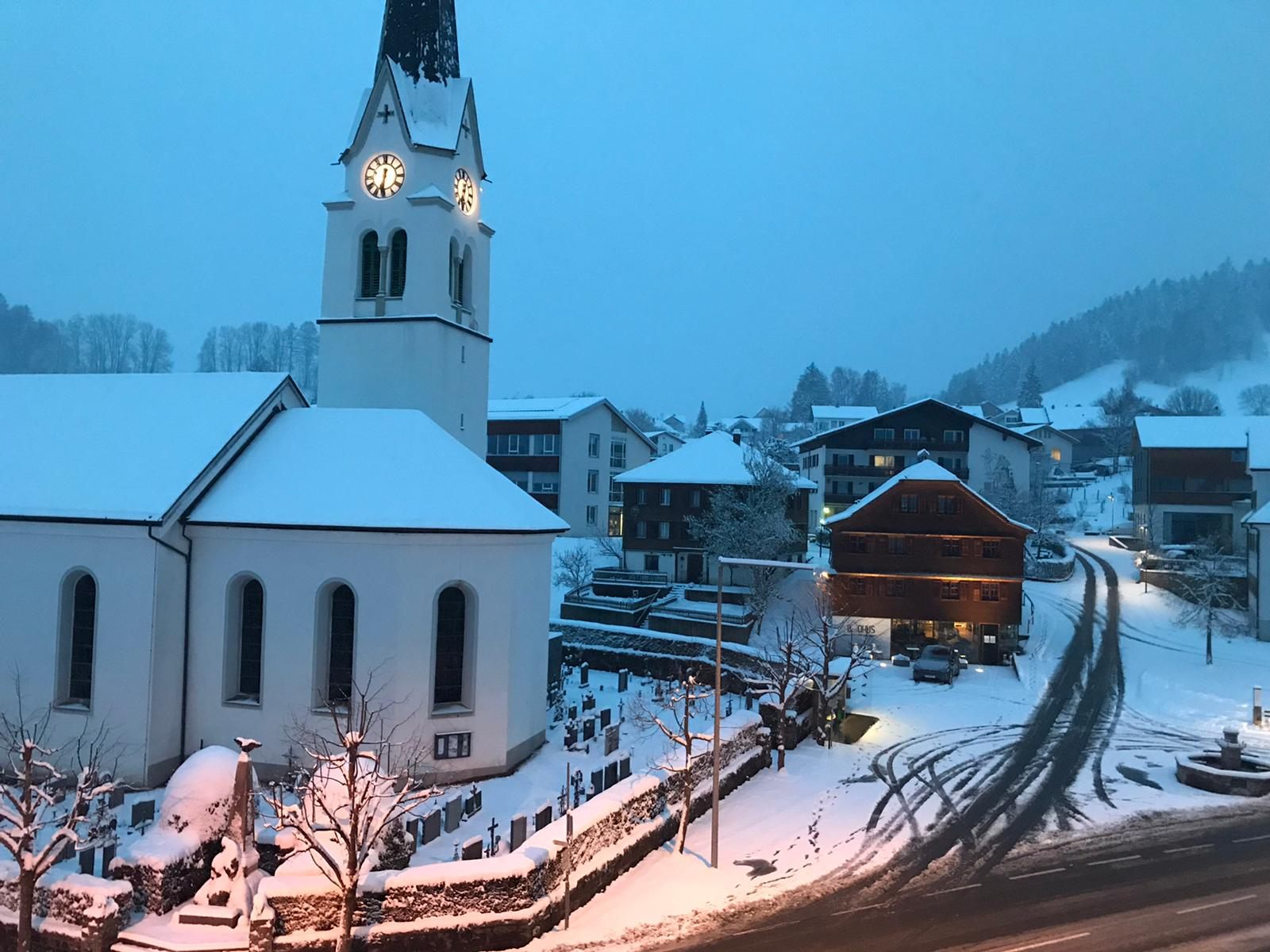 Über Nacht hat es wieder ordentlich geschneit.