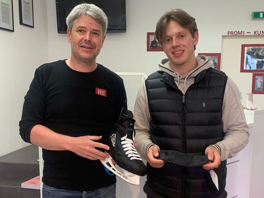 Eishockey-Profi Marco Rossi vertraut auf die Künste von Thomas Fetz (Vogelsberger Schuhorthopädie).