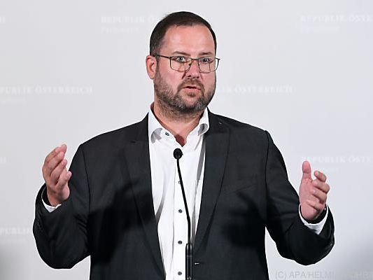 FPÖ-Mandatar Hafenecker Corona-positiv