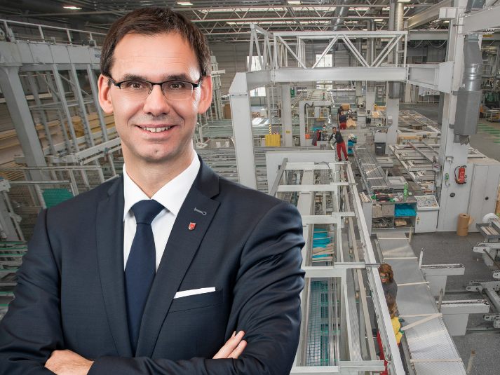 Landeshauptmann Markus Wallner betont Wichtigkeit der Branchenvielfalt für Widerstandsfähigkeit der Wirtschaft.