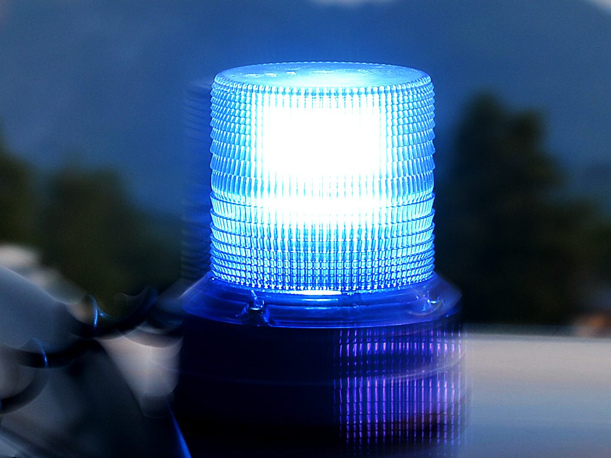 EIn deutscher Motorradfahrer zog sich bei einem Unfall in Silbertal schwere Verletzungen zu.