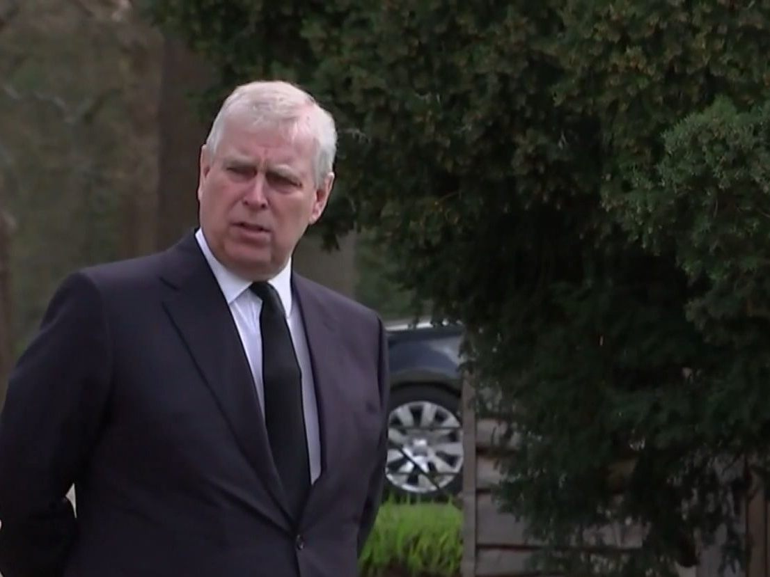 Prinz Andrew wird wegen sexuellen Missbrauchs einer Minderjährigen angeklagt