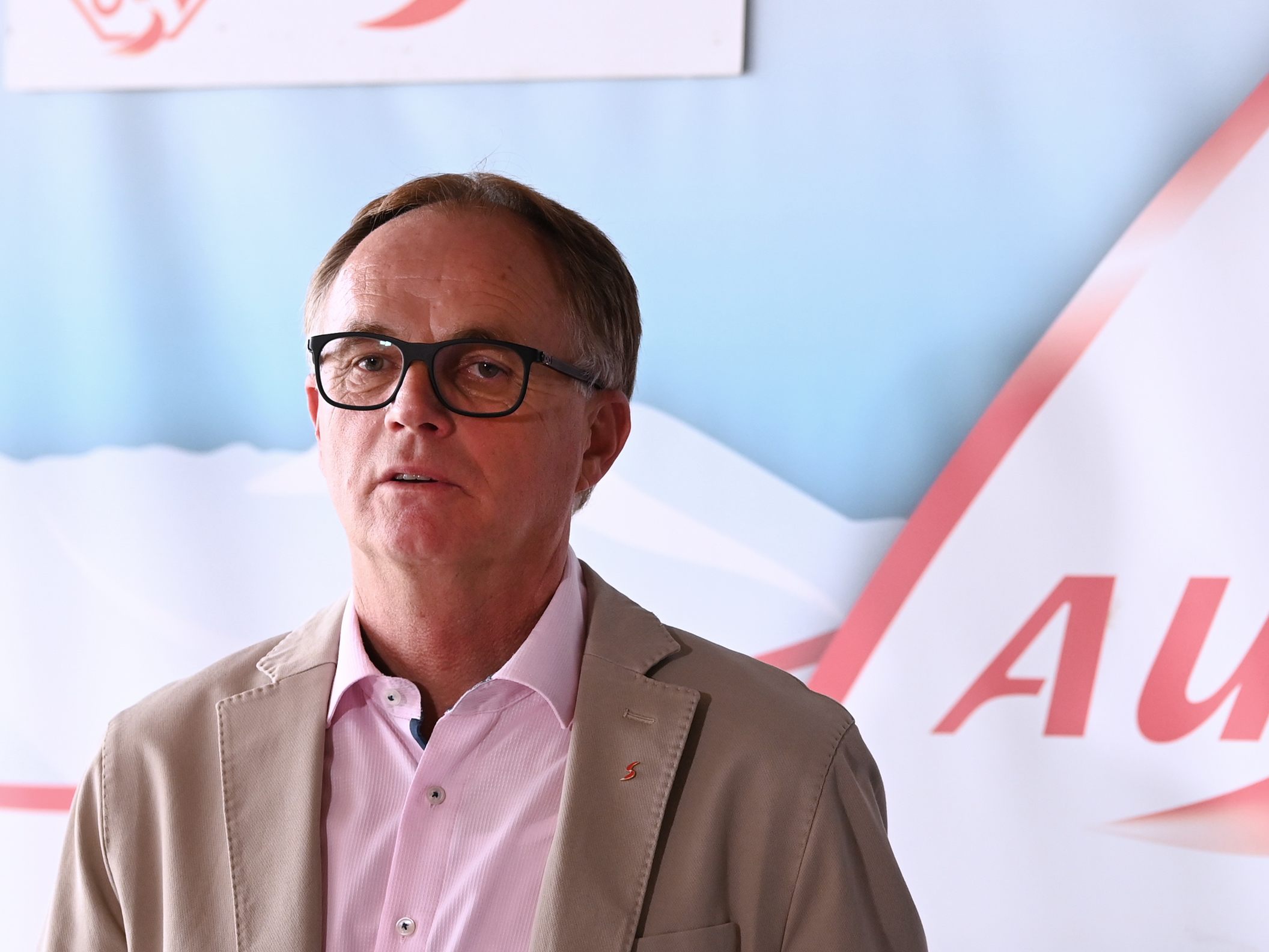 Karl Schmidhofer legt sein Amt wieder zurück