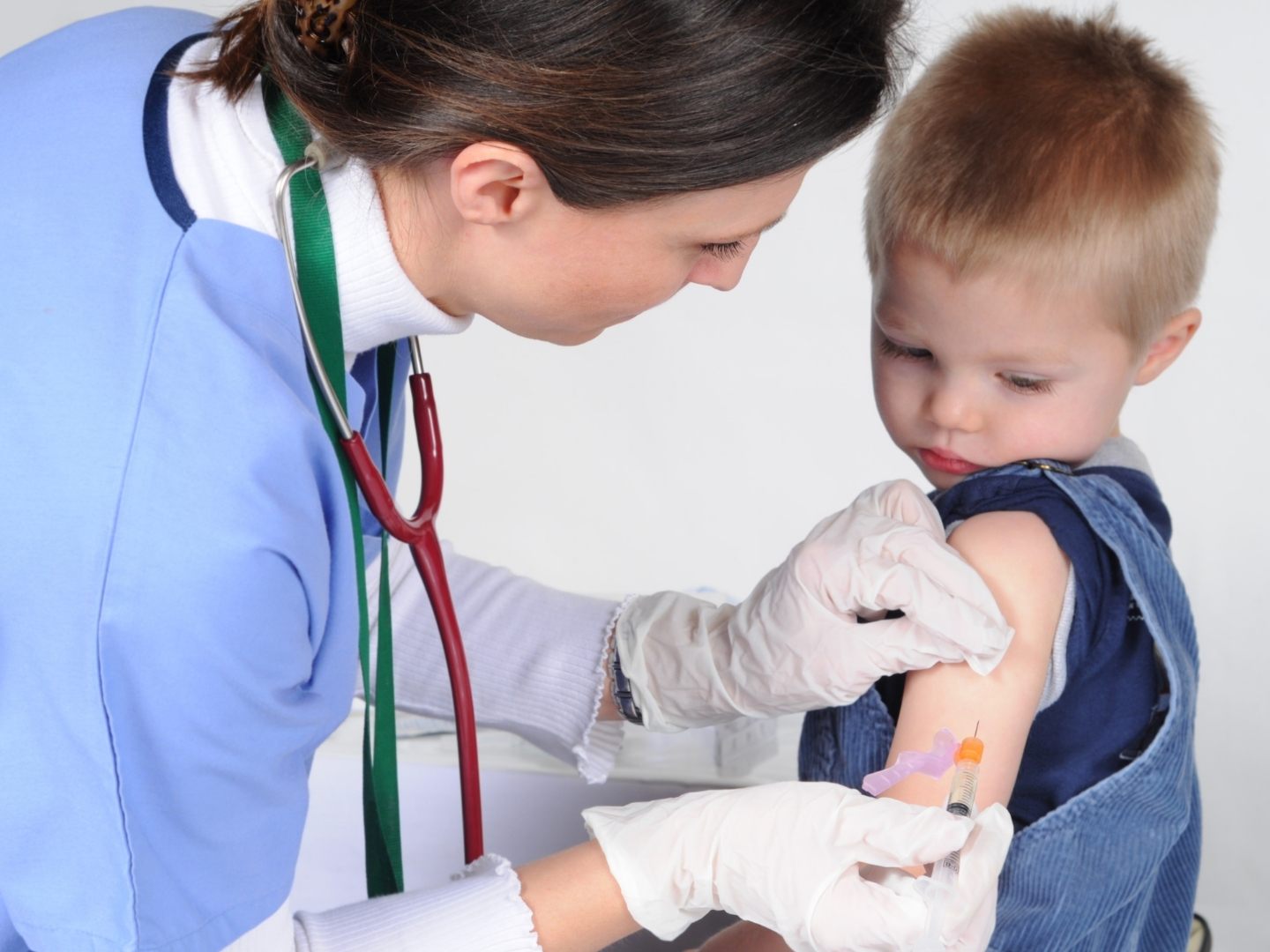 Kuba hat als erstes Land der Welt mit der Coronavirus-Impfung für Kleinkinder begonnen.