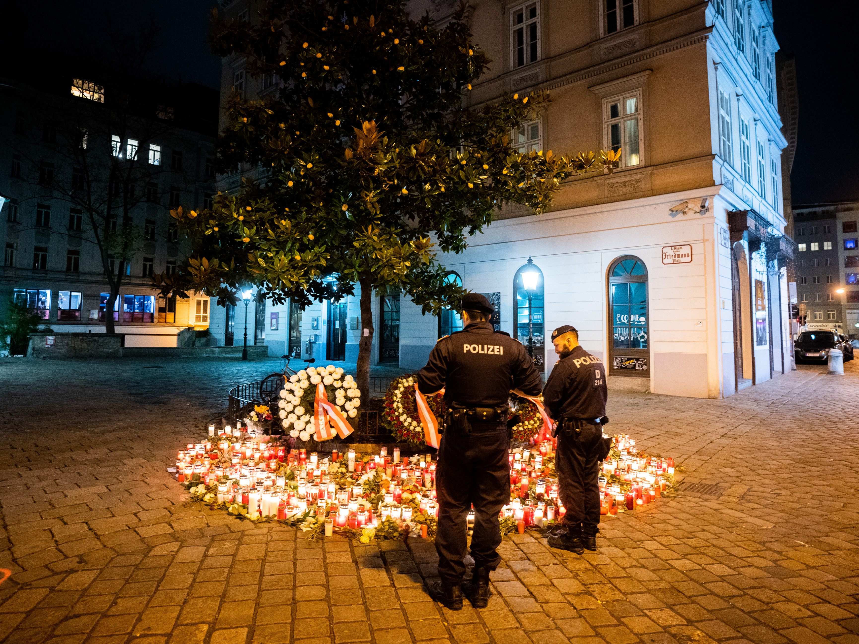 Wien begeht Jahrestag mit Gedenken am 2. November.