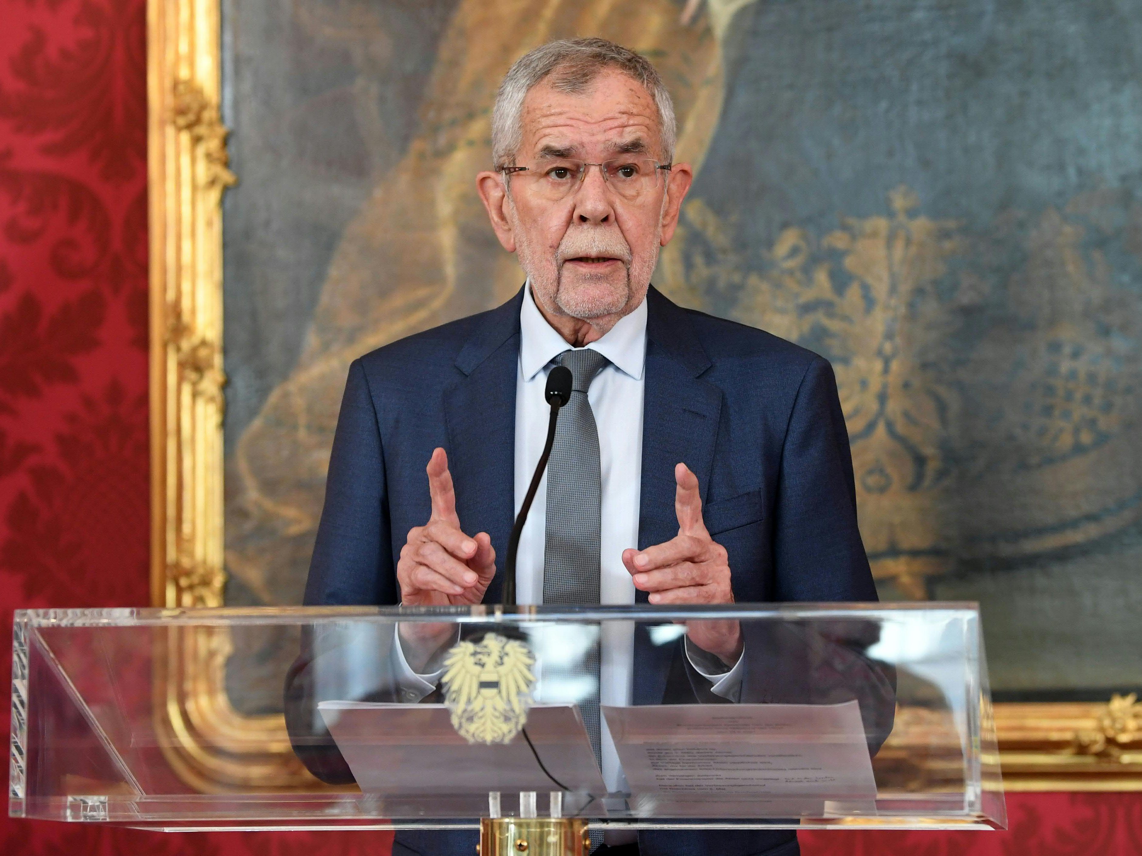 Der Bundespräsident muss dafür sorgen, dass es jederzeit eine Regierung gibt.