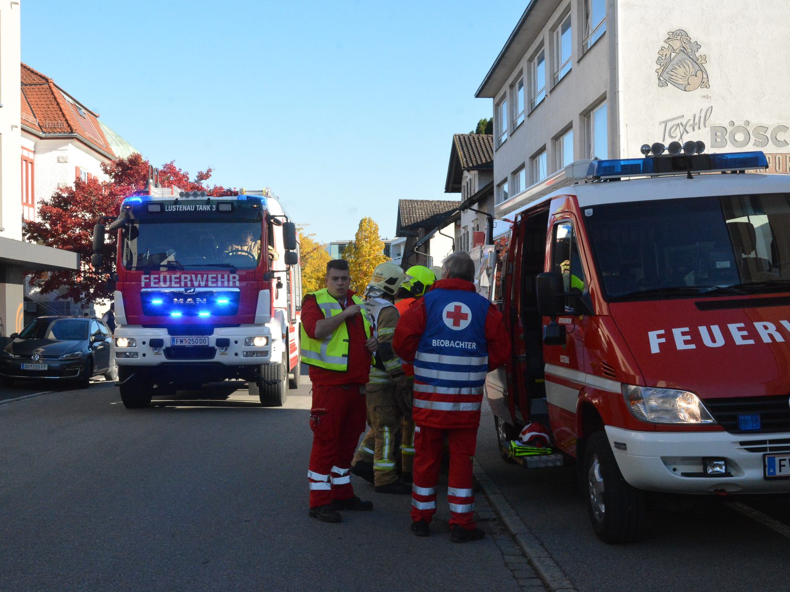 Am Samstag probte die Feuerwehr und das Rote Kreuz für den Ernstfall.