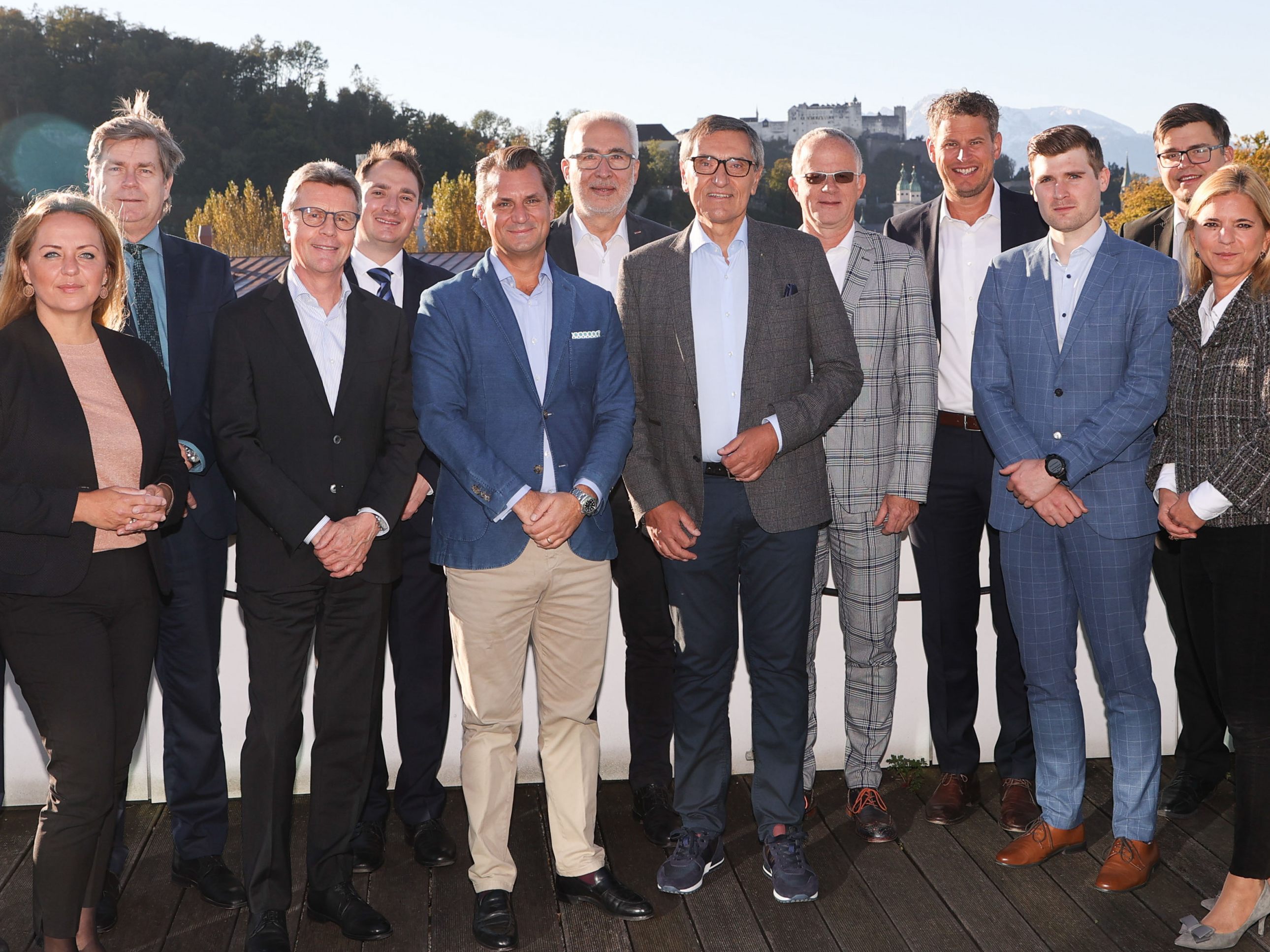 Die Industrie-Spartenobmänner und -GeschäftsführerInnen beim Kooperationstreffen vergangene Woche in Salzburg.