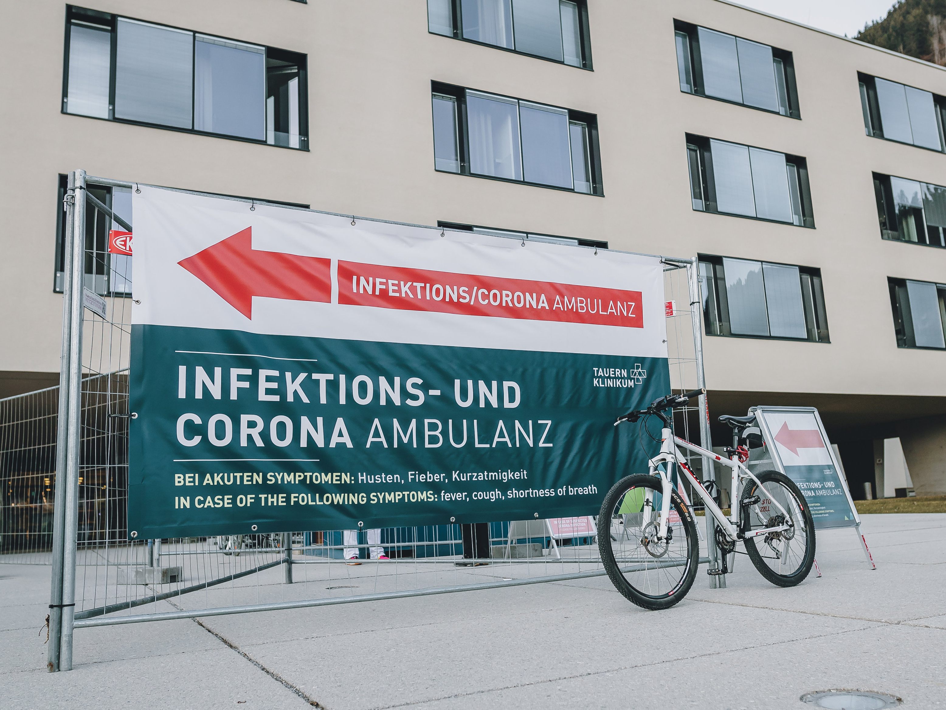 Die Corona-Infektionszahlen steigen stärker als prognostiziert.