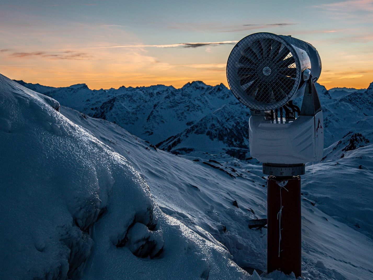 Die Vorbereitungen laufen am Hochjoch auf Hochtouren!